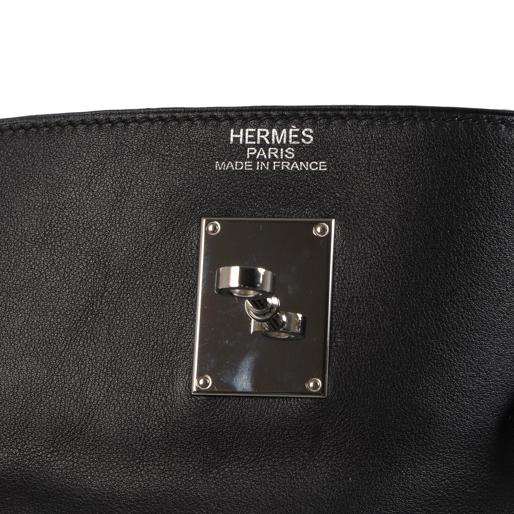 Women's or Men's Hermès Kelly Relax 50 Travel Bag Black Sikkim Leather PHW For Sale