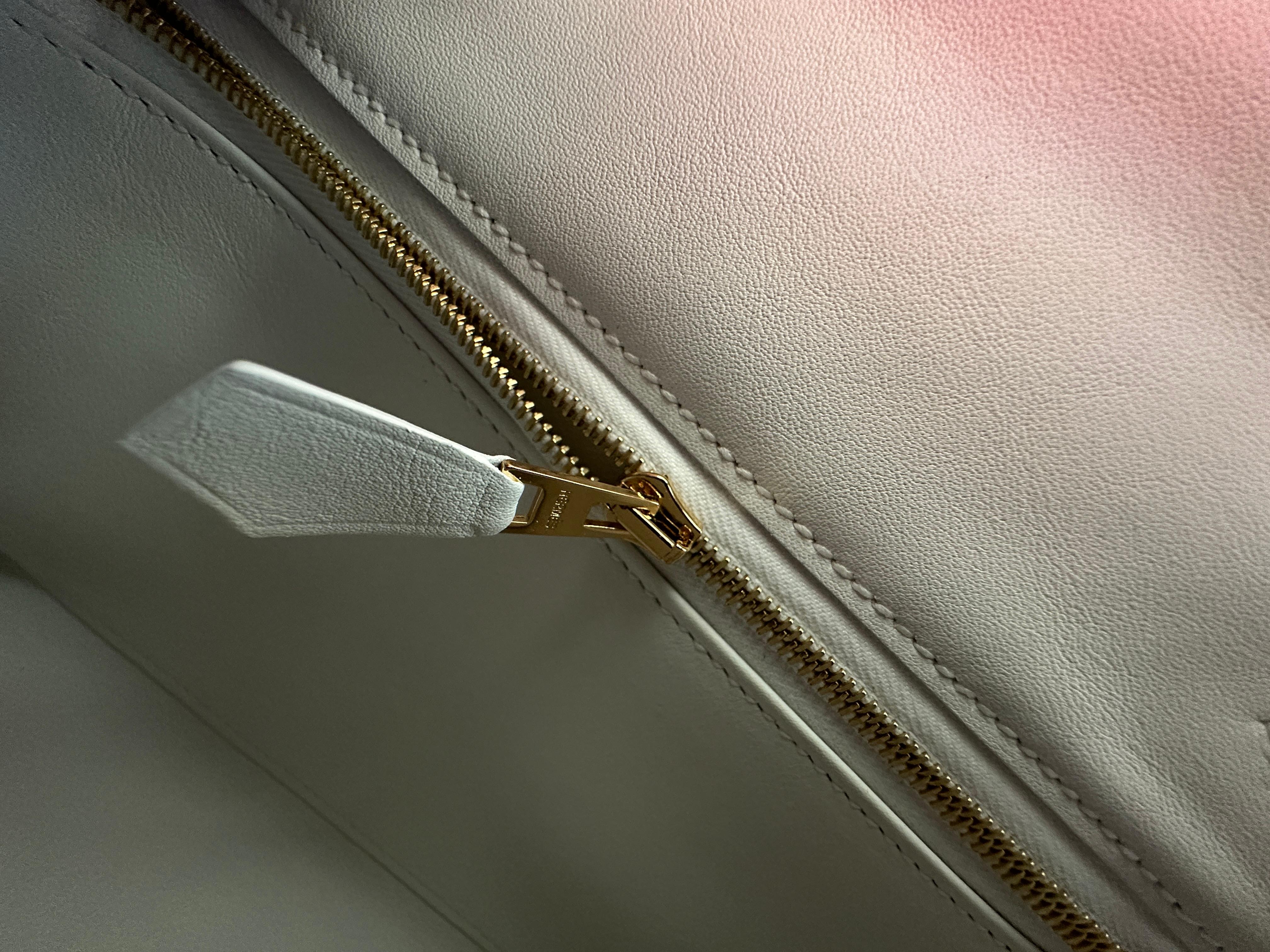 Hermes Kelly Retourne 25 New White Swift Gold Hardware 1