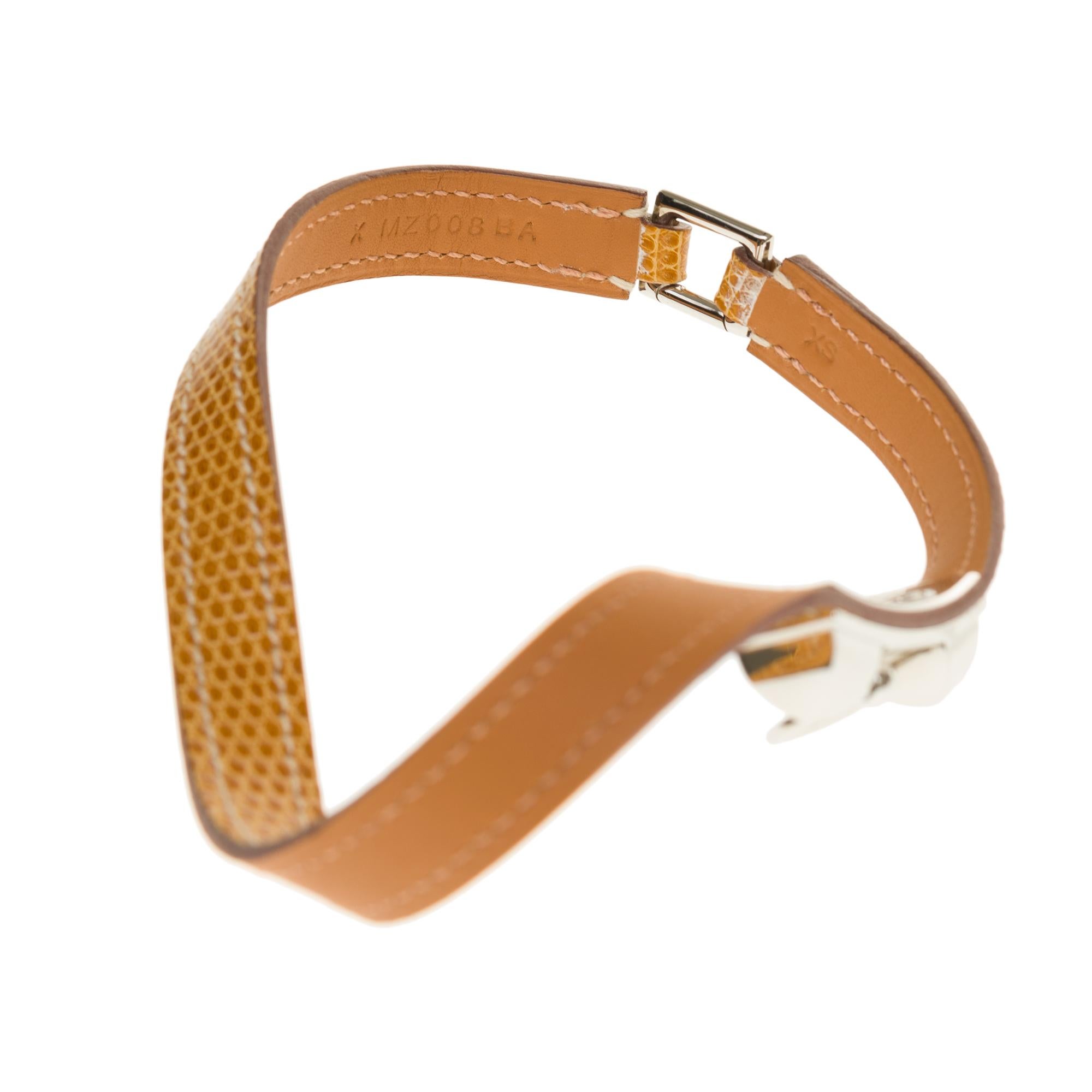 Modern Hermès Kelly Rivale double tour bracelet in beige lizard and silvery hardware