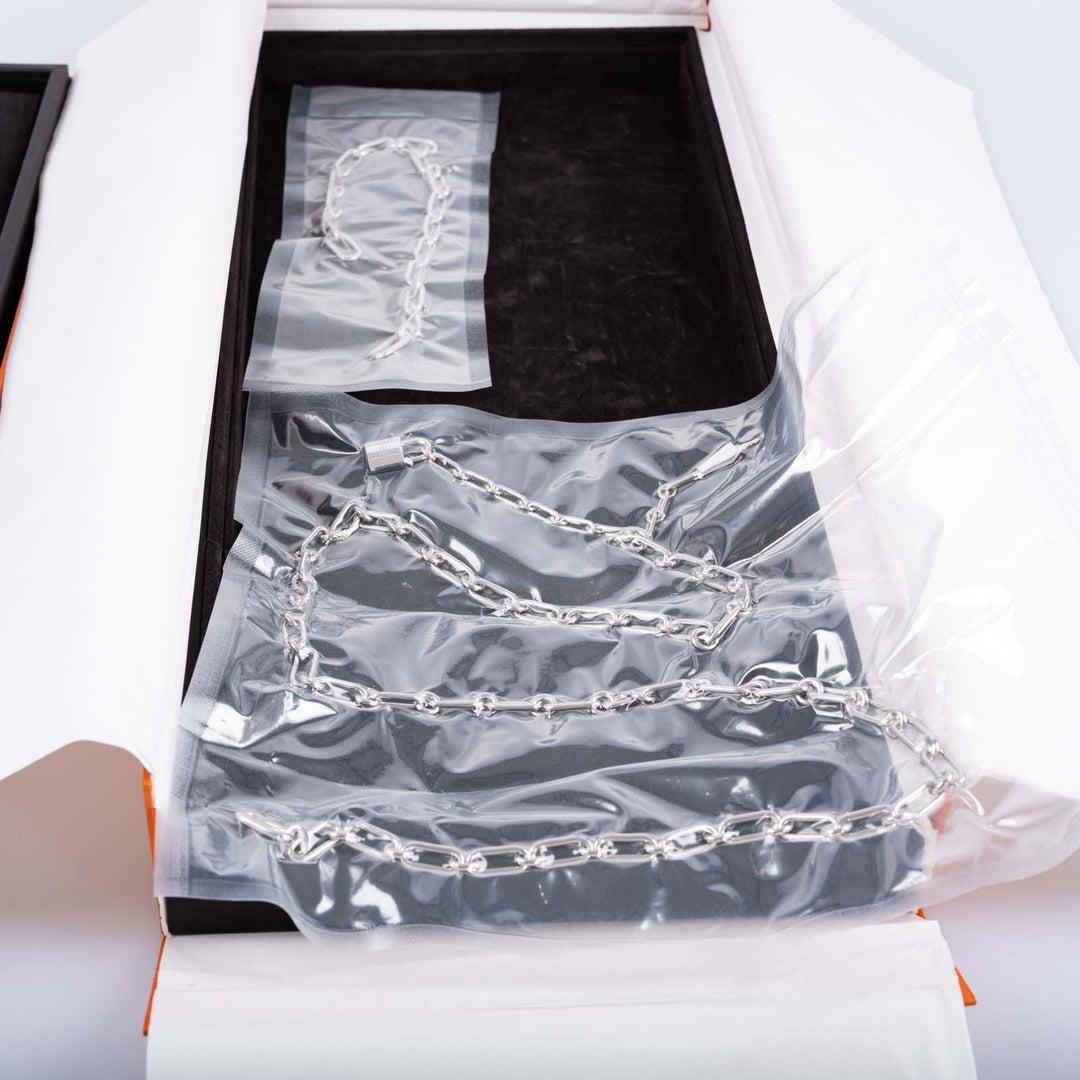 Hermès Kelly Sac Bijou Chaine en A Silver Neuf - En vente à NYC Tri-State/Miami, NY