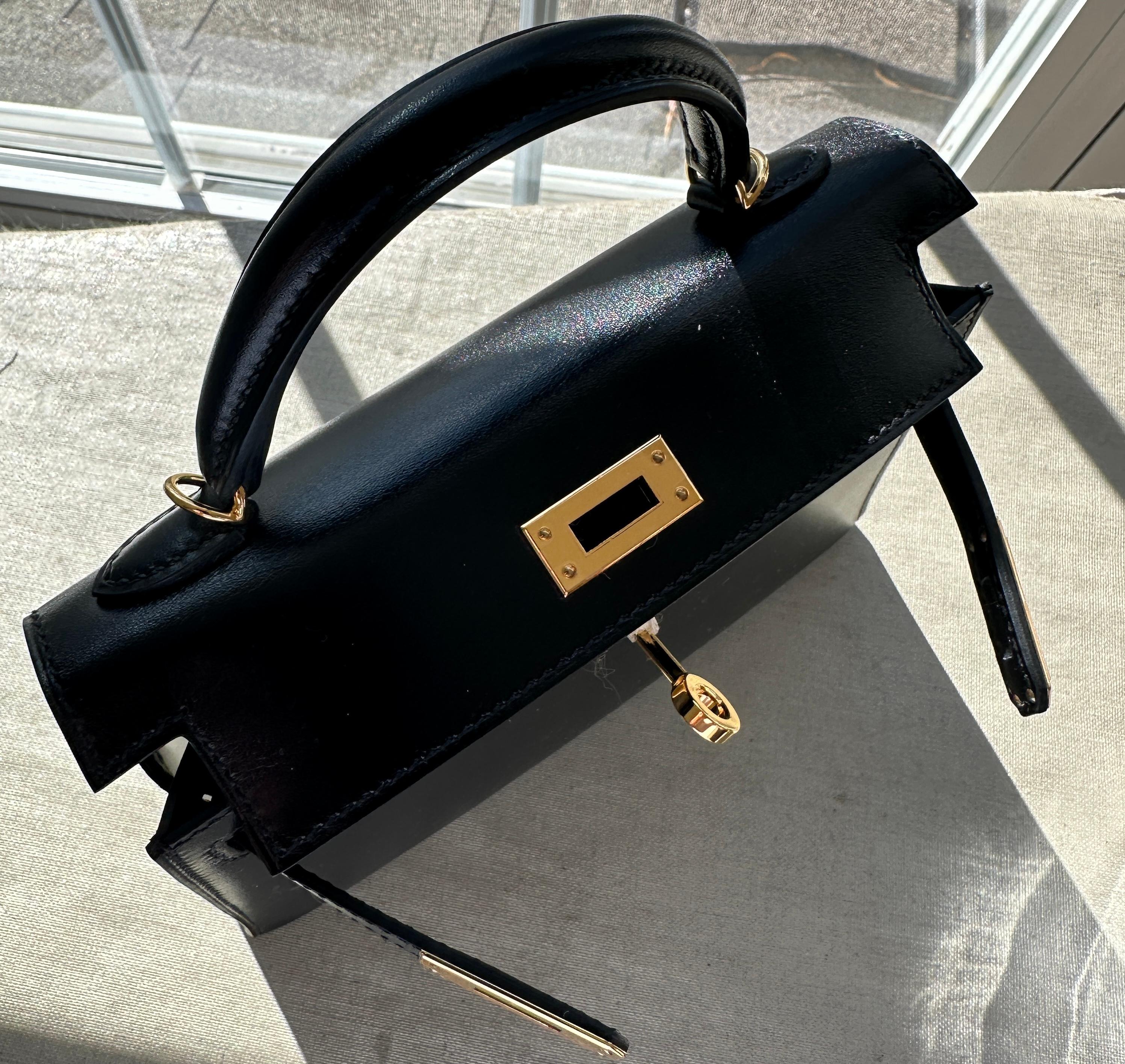 Hermes Kelly Sellier 20 Black Box Gold Hardware Bag W For Sale 9
