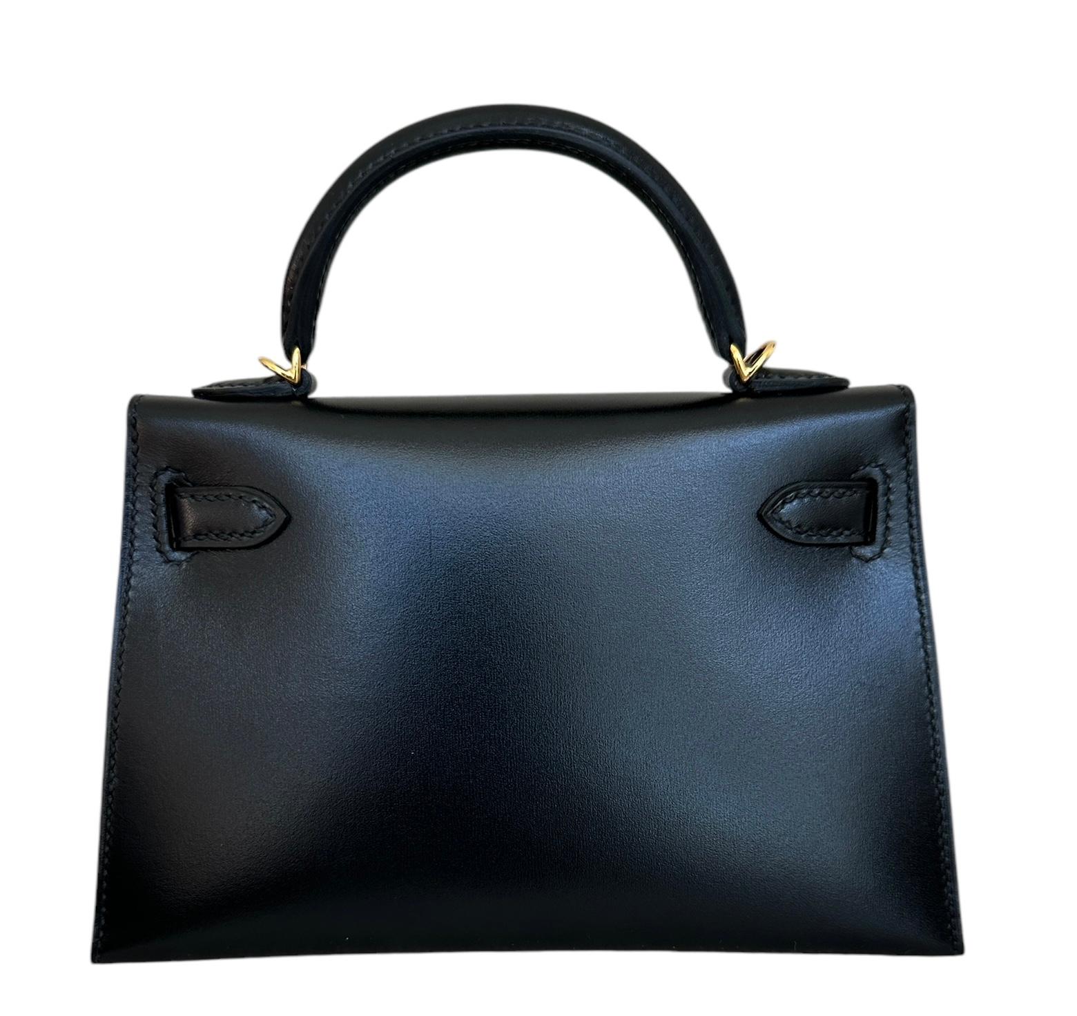 Women's or Men's Hermes Kelly Sellier 20 Black Box Gold Hardware Bag W For Sale
