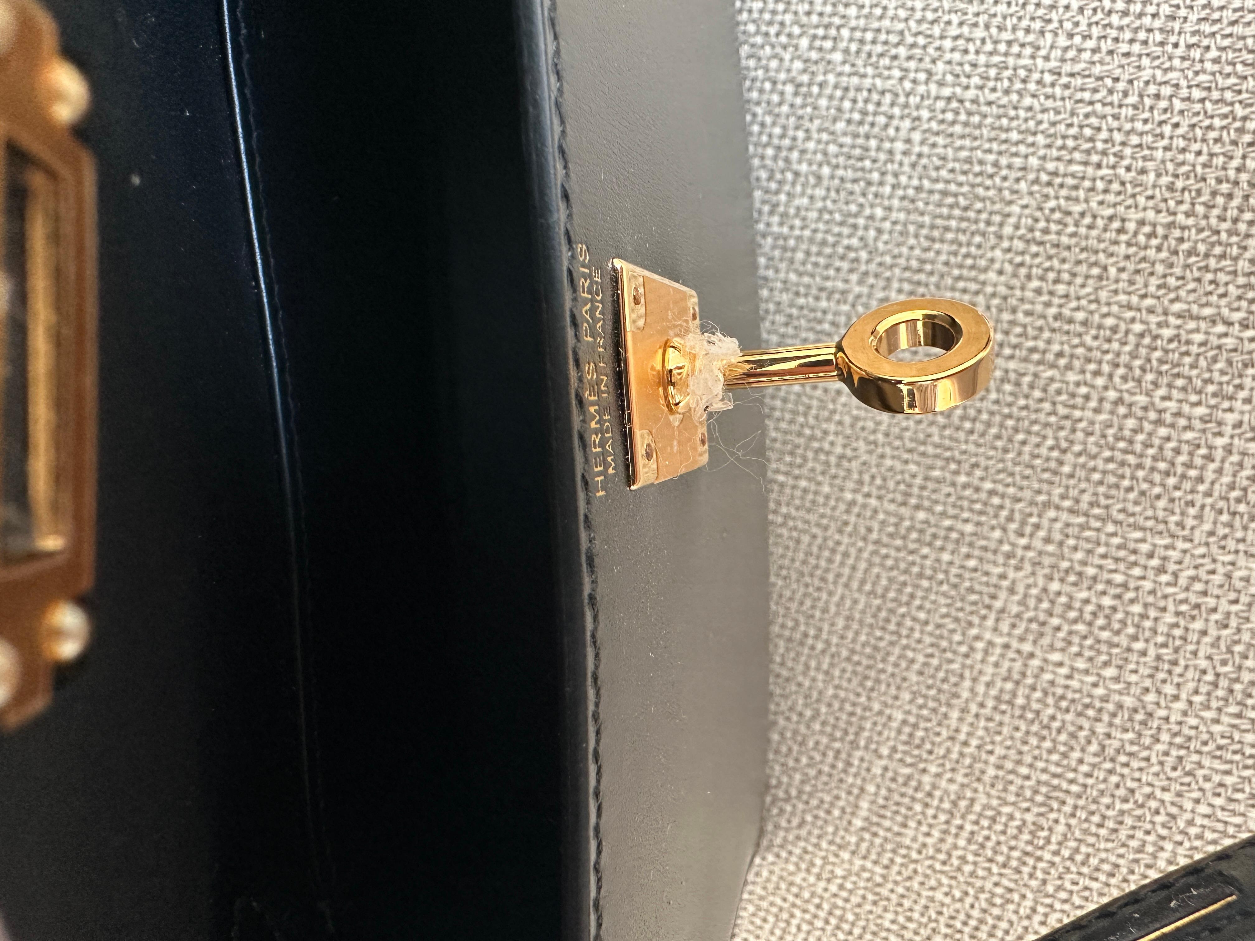Hermes Kelly Sellier 20 Black Box Gold Hardware Bag W For Sale 4