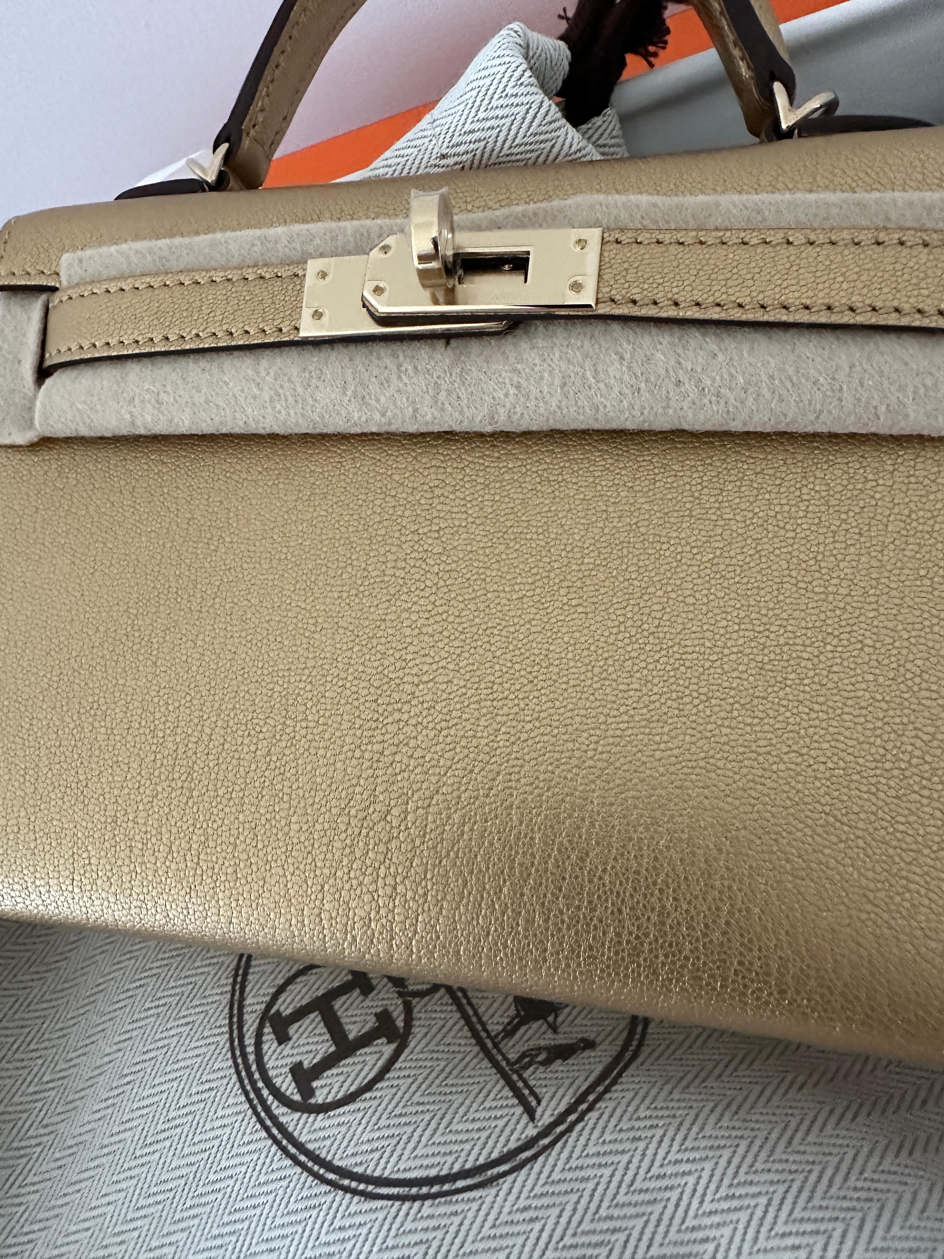 Hermès Kelly Sellier 20 Dore Gold Chevre Chamkilight Permabrass Hardware Neuf à West Chester, PA