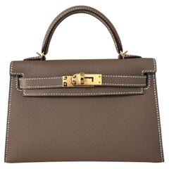 Hermes Kelly Sellier 20 Etoupe Epsom Gold Hardware Bag