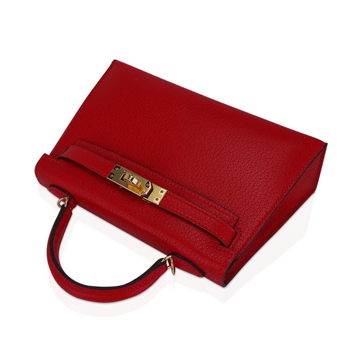 Hermes Kelly Sellier 20 Mini Rouge de Coeur Bag Gold Hardware Leather  In New Condition In Miami, FL