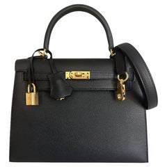 Hermès Kelly Sellier 25 Schwarz Epsom Gold Hardware