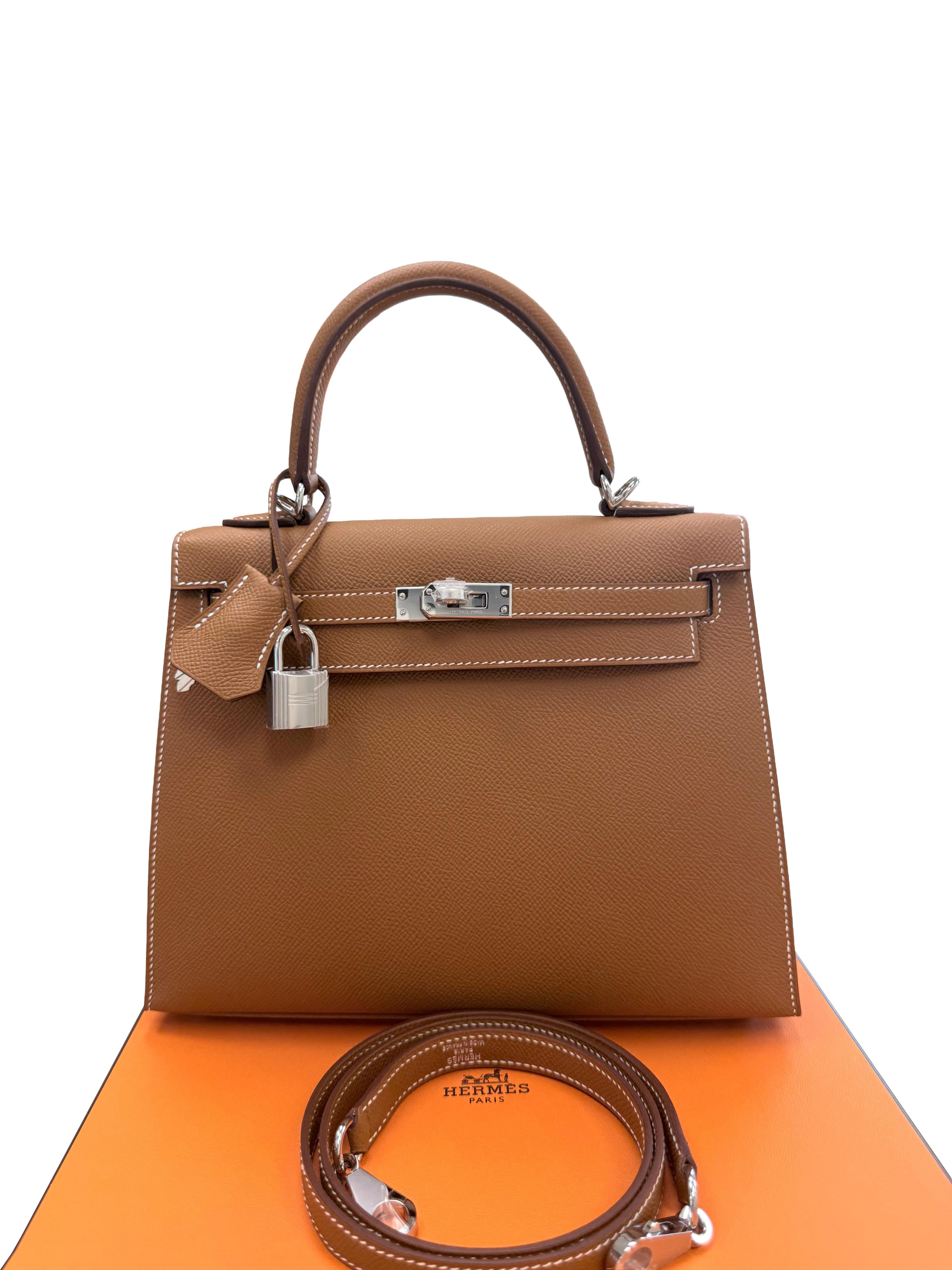 Hermes Kelly Sellier 25 Gold Epsom Leather With Palladium Hardware Handbag For Sale 4