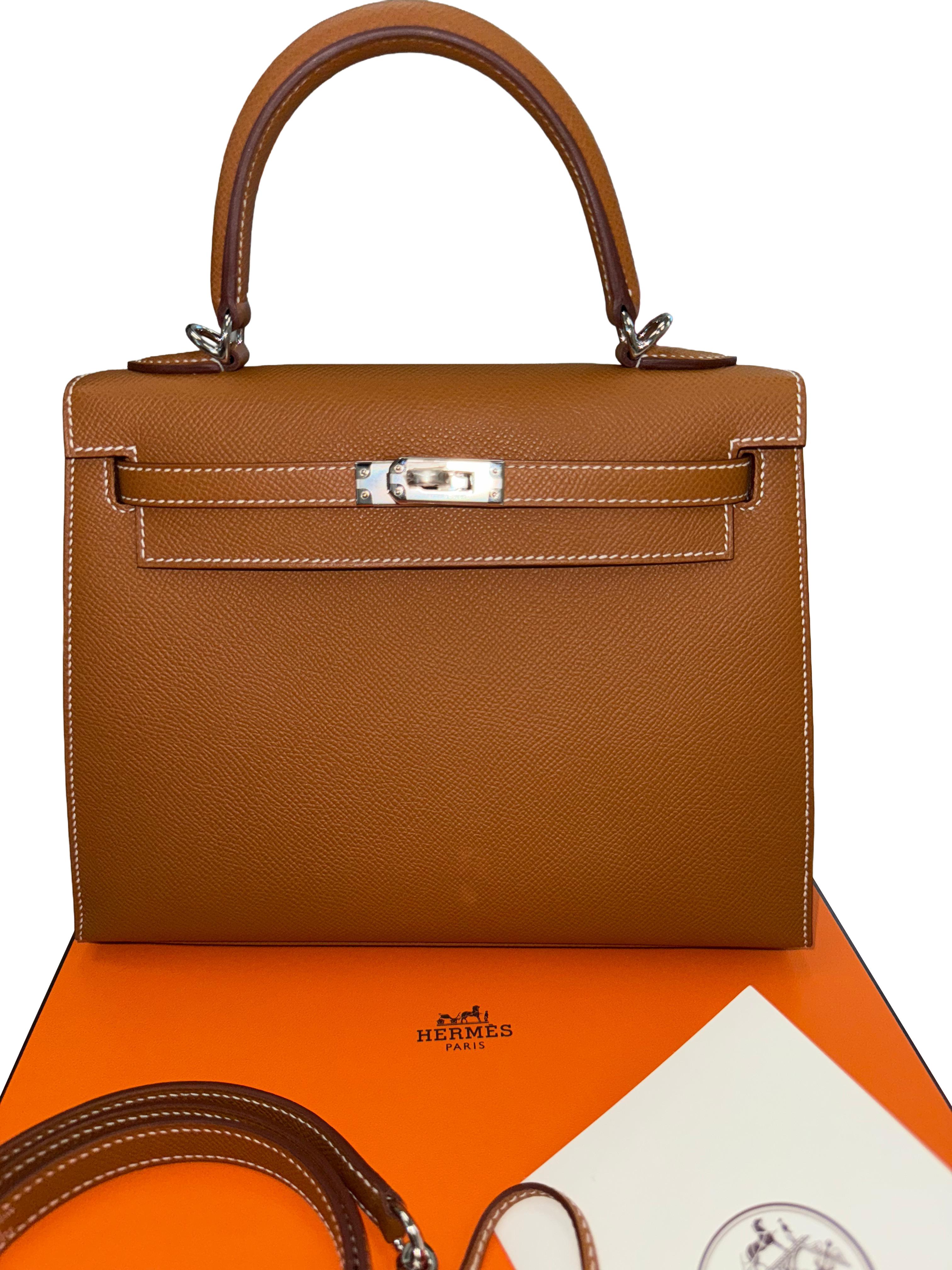 Hermes Kelly Sellier 25 Gold Epsom Leather With Palladium Hardware Handbag For Sale 2