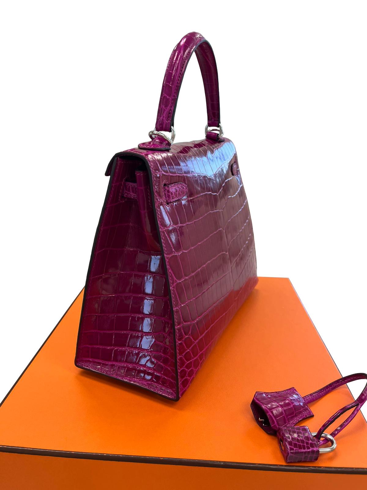 Hermes Kelly Sellier 25 Rose Pourpre Shiny Niloticus Crocodile Palladium en vente 3