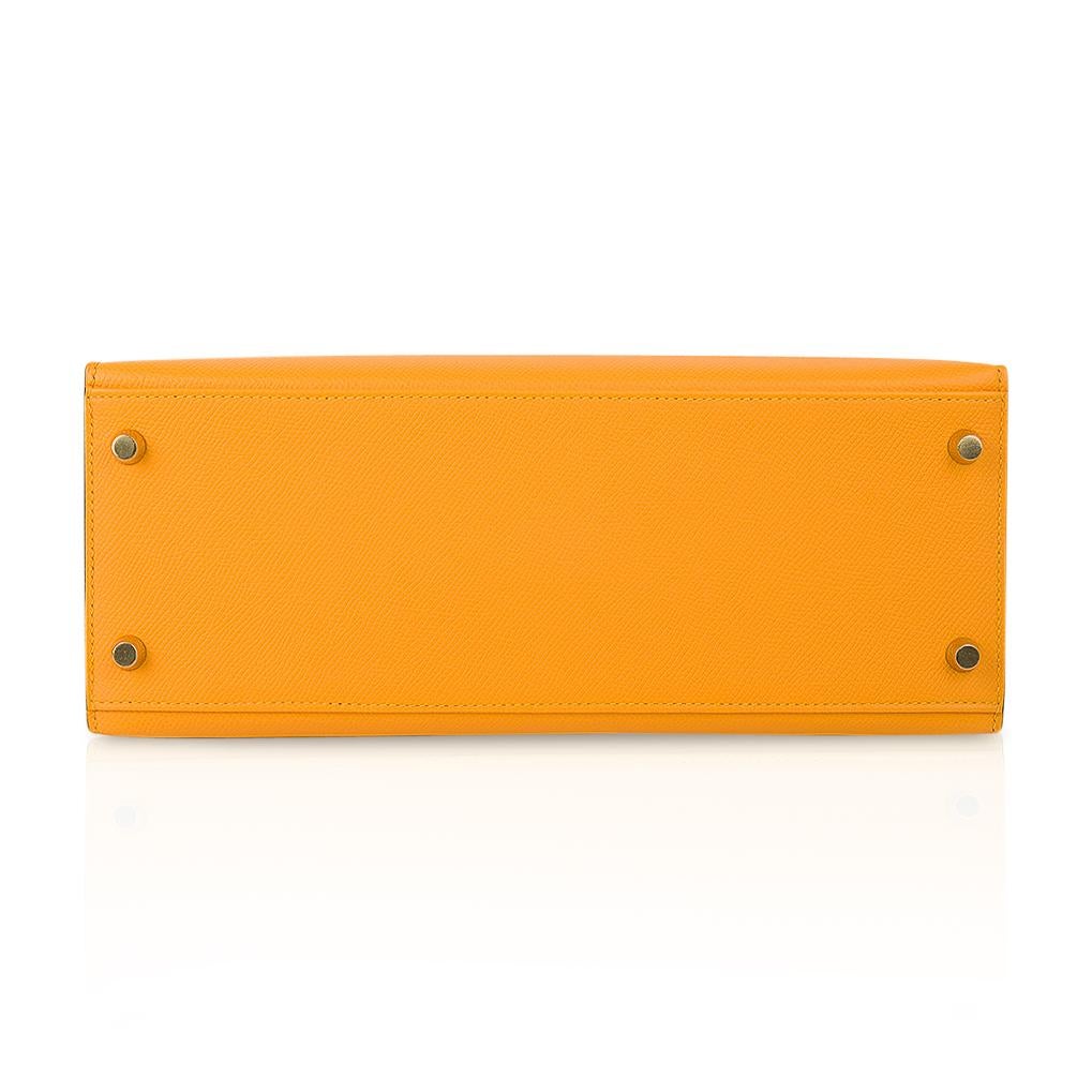 Hermes Kelly Sellier 28 Bag Jaune D'Or HSS Epsom Leather Gold Hardware 4