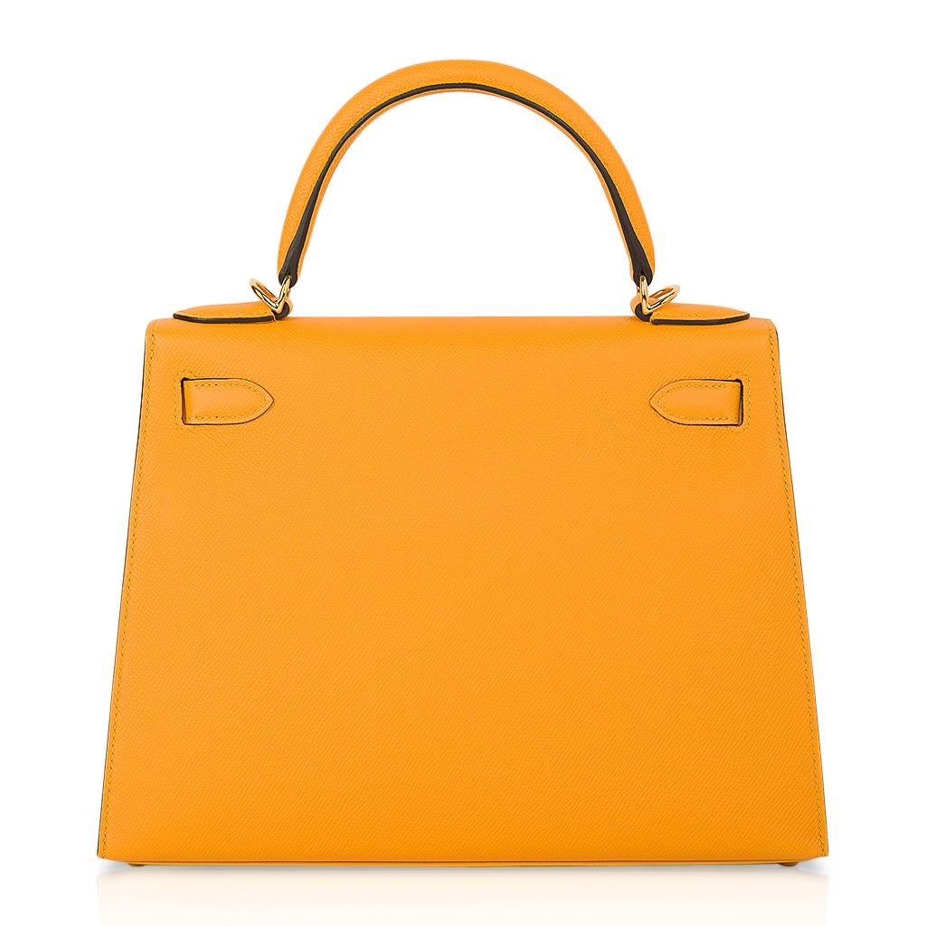 Hermes Kelly Sellier 28 Bag Jaune D'Or HSS Epsom Leather Gold Hardware  2