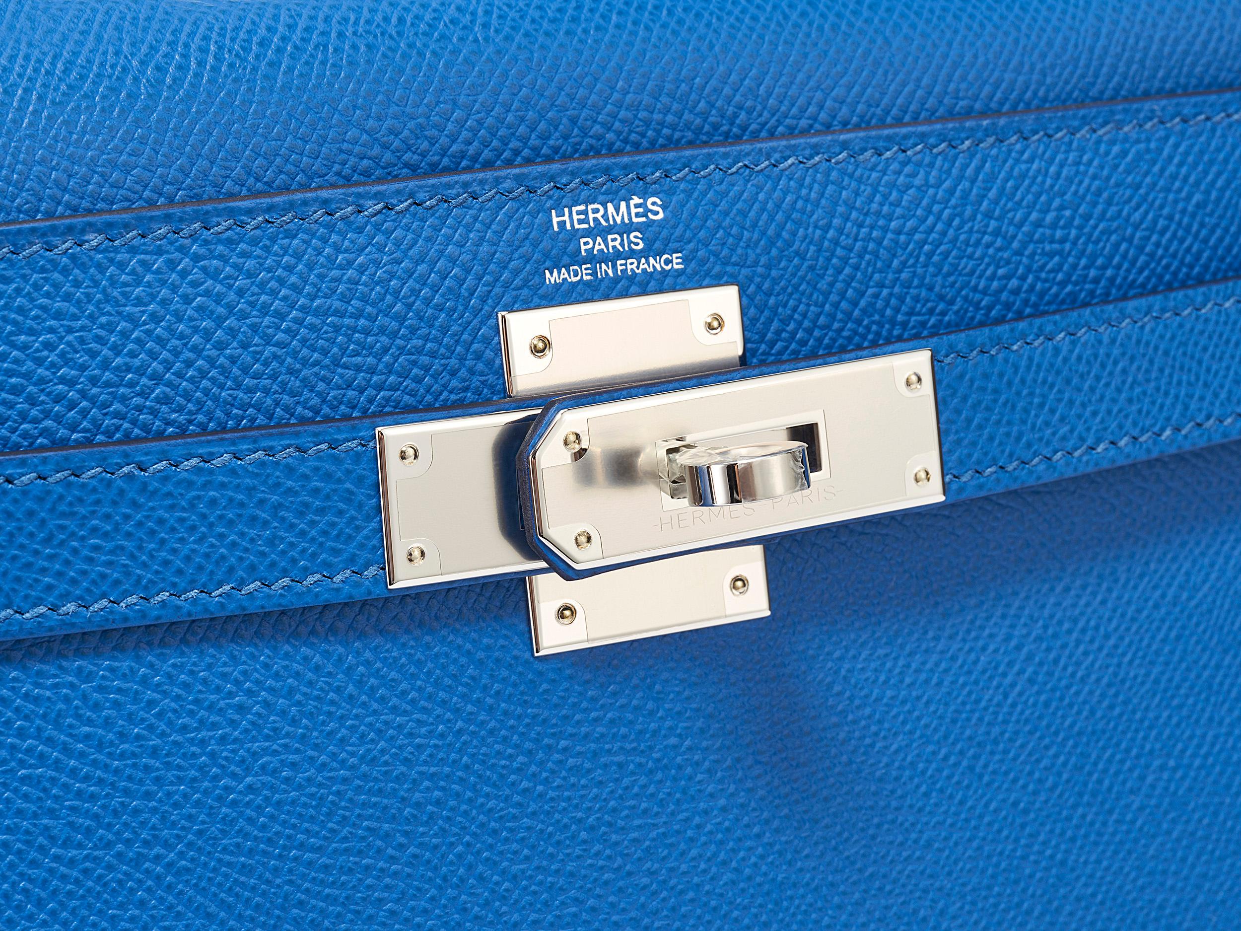 Hermès Kelly Sellier 28 Bleu France Epsom Palladium Hardware Unisexe en vente