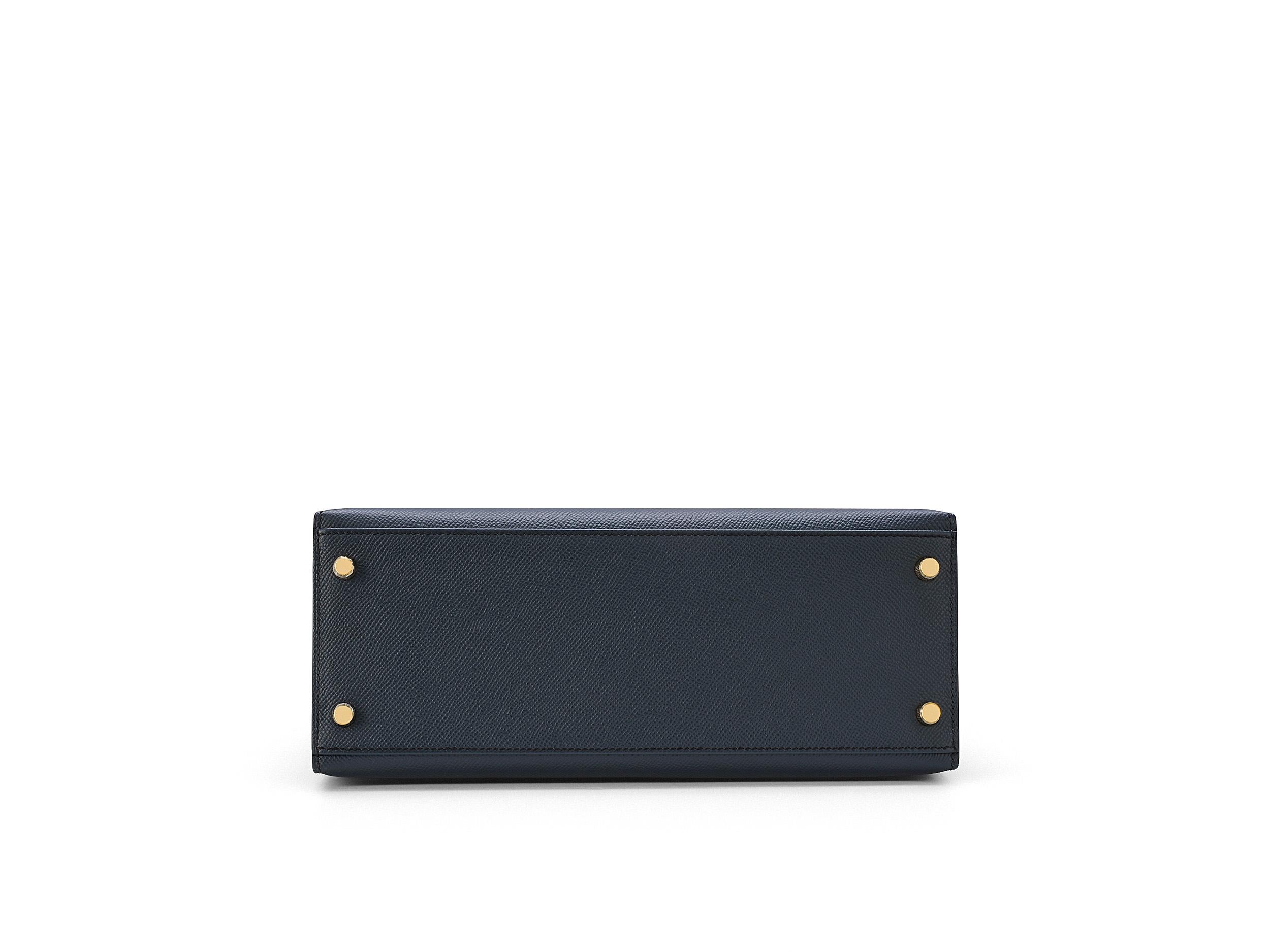 Hermès Kelly Sellier 28 Azul Añil Epsom Herrajes Dorados en venta 2