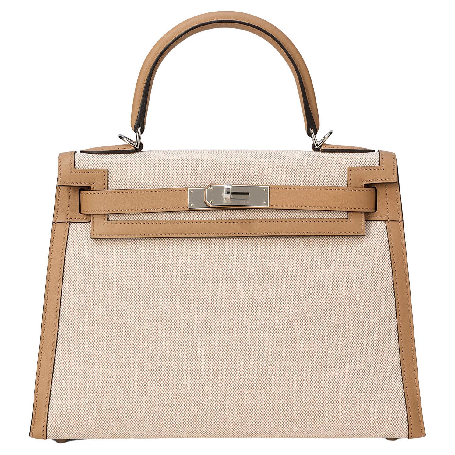 Hermès Kelly Sellier 28 Ecru-Beige / Chai Toile Palladium Hardware
