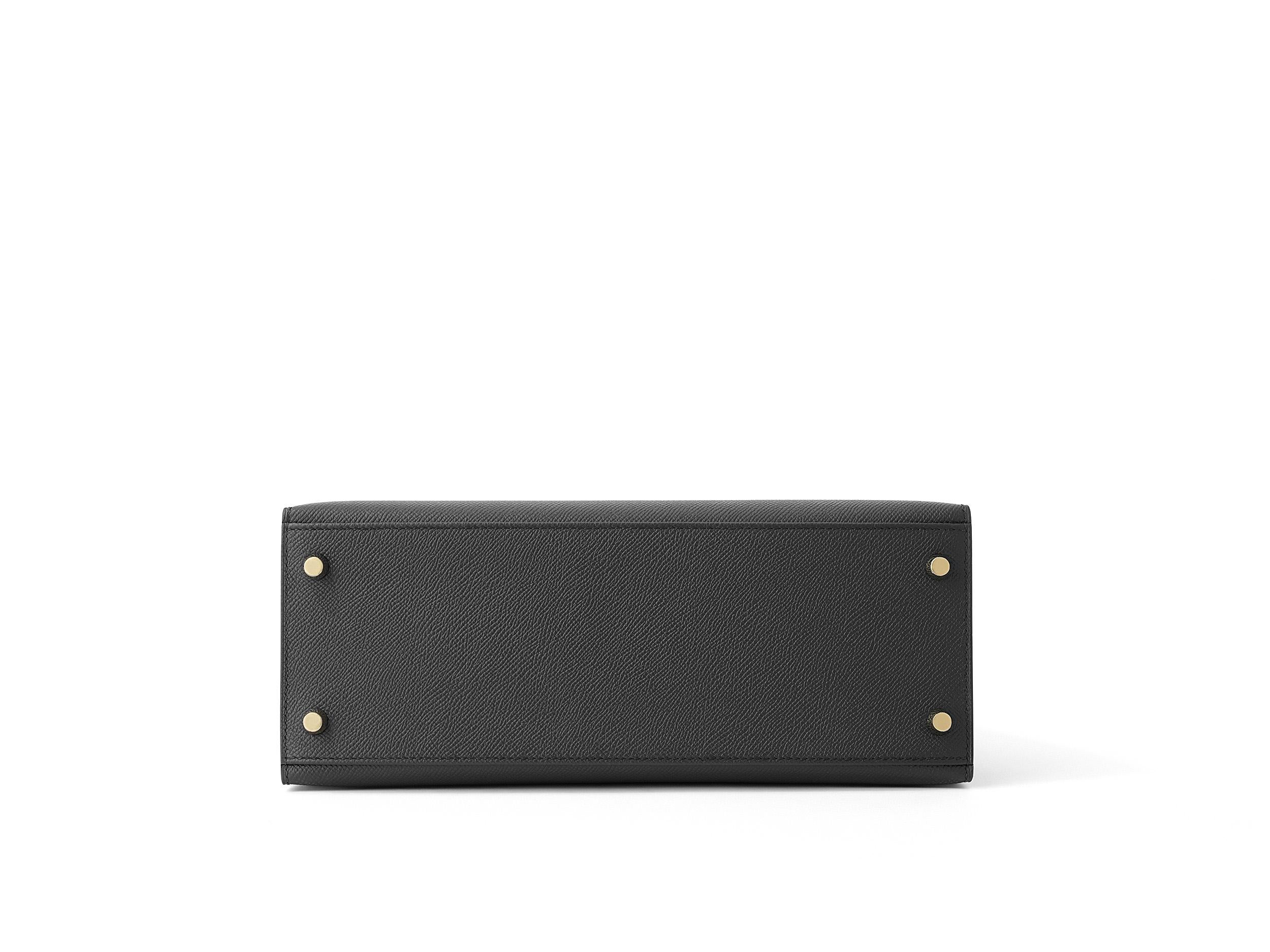 Hermès Kelly Sellier 28 Negro Herrajes de oro de Epsom en venta 3