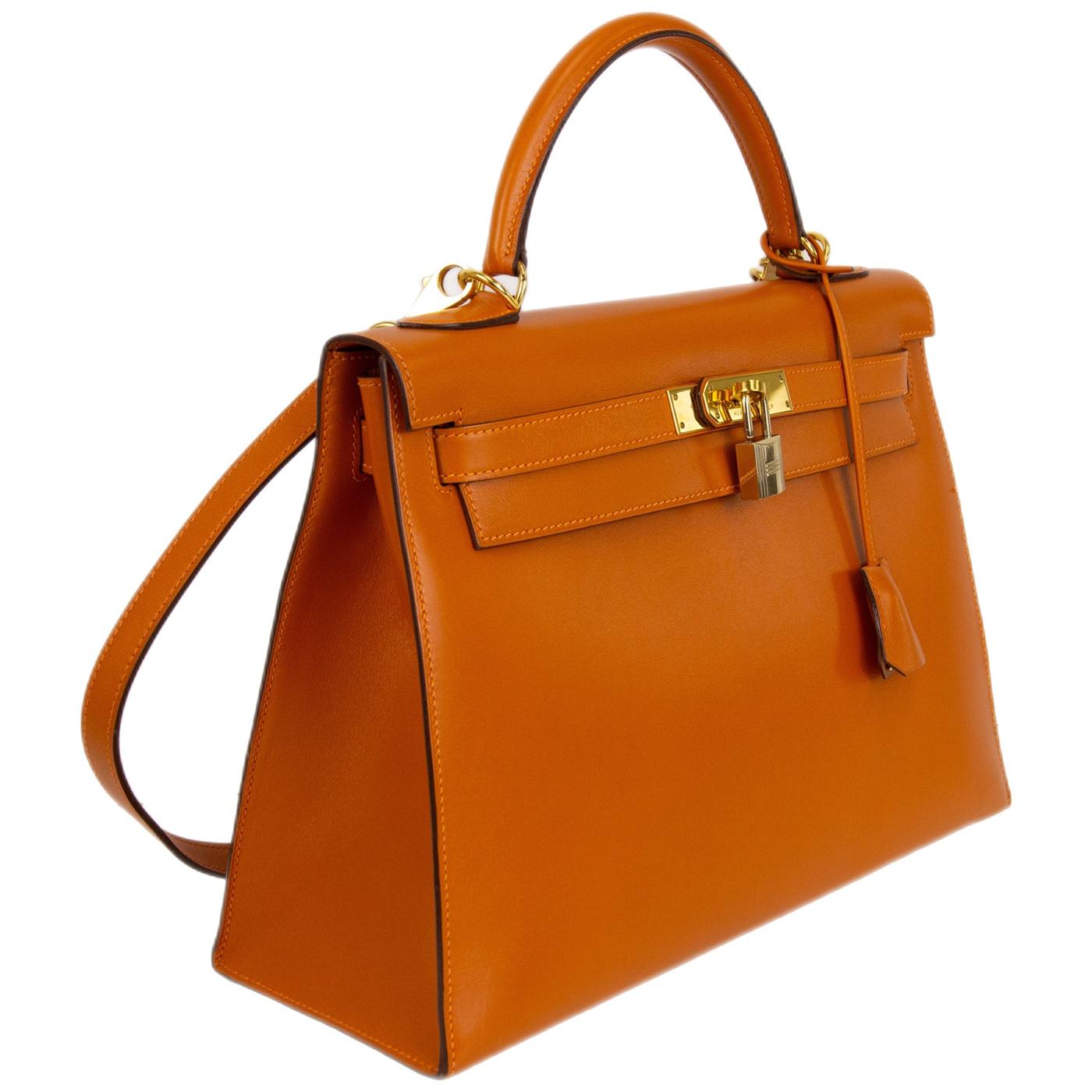 Hermes Kelly Sellier 32 Handbag Potiron with Gold Hardware In Excellent Condition For Sale In Aventura, FL