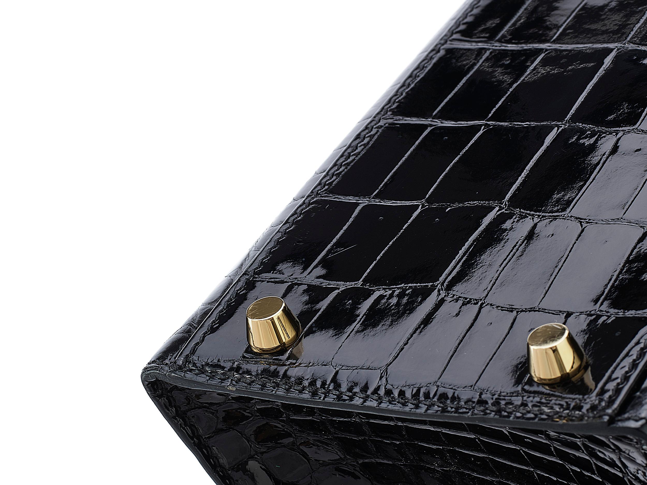 Hermès Kelly Sellier 32 Noir/Black Niloticus Crocodile Gold Hardware For Sale 5