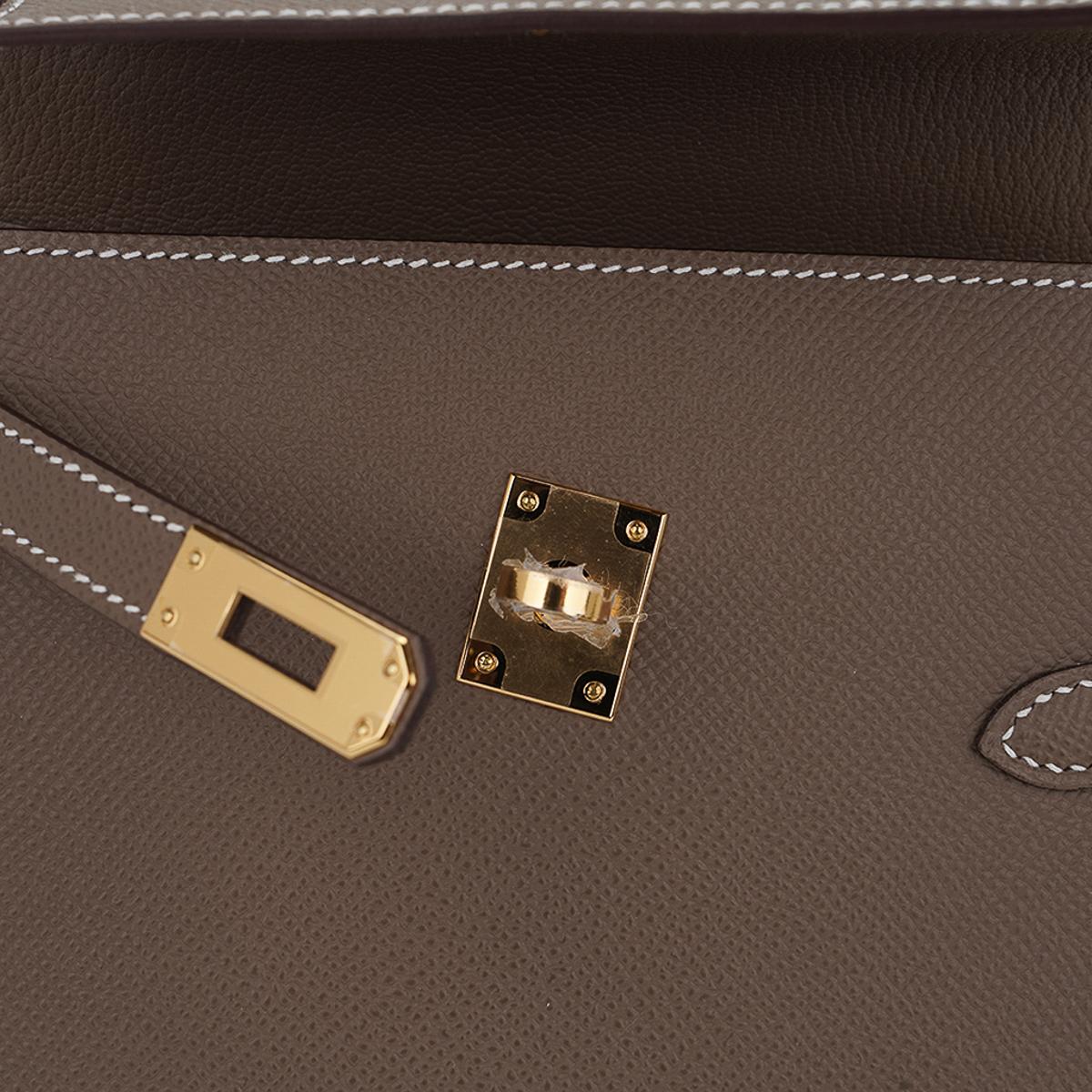 Hermès Kelly Sellier en Desordre 20 Etoupe Epsom Gold Hardware Limited Edition For Sale 10
