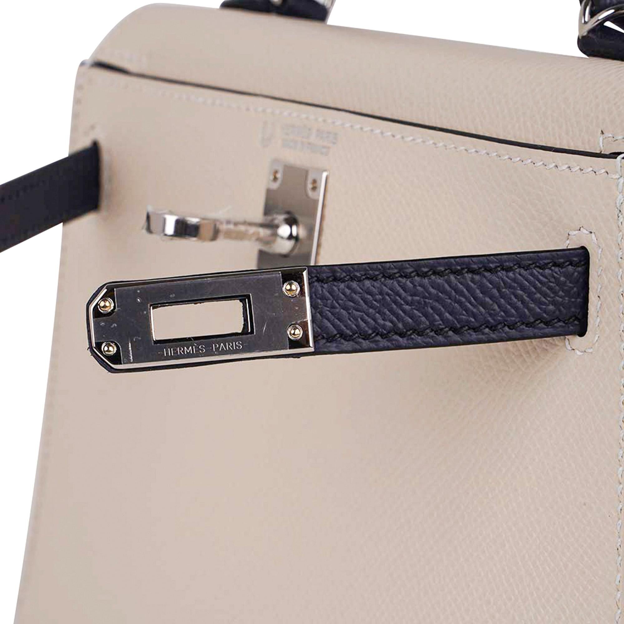 Hermes Kelly HSS Sellier 20 Mini Bag Craie & Bleu Indigo Epsom Palladium Pour femmes en vente