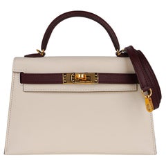 Hermes Kelly Sellier HSS 20 Nata / Bordeaux Gold Hardware Epsom Mini Tasche 