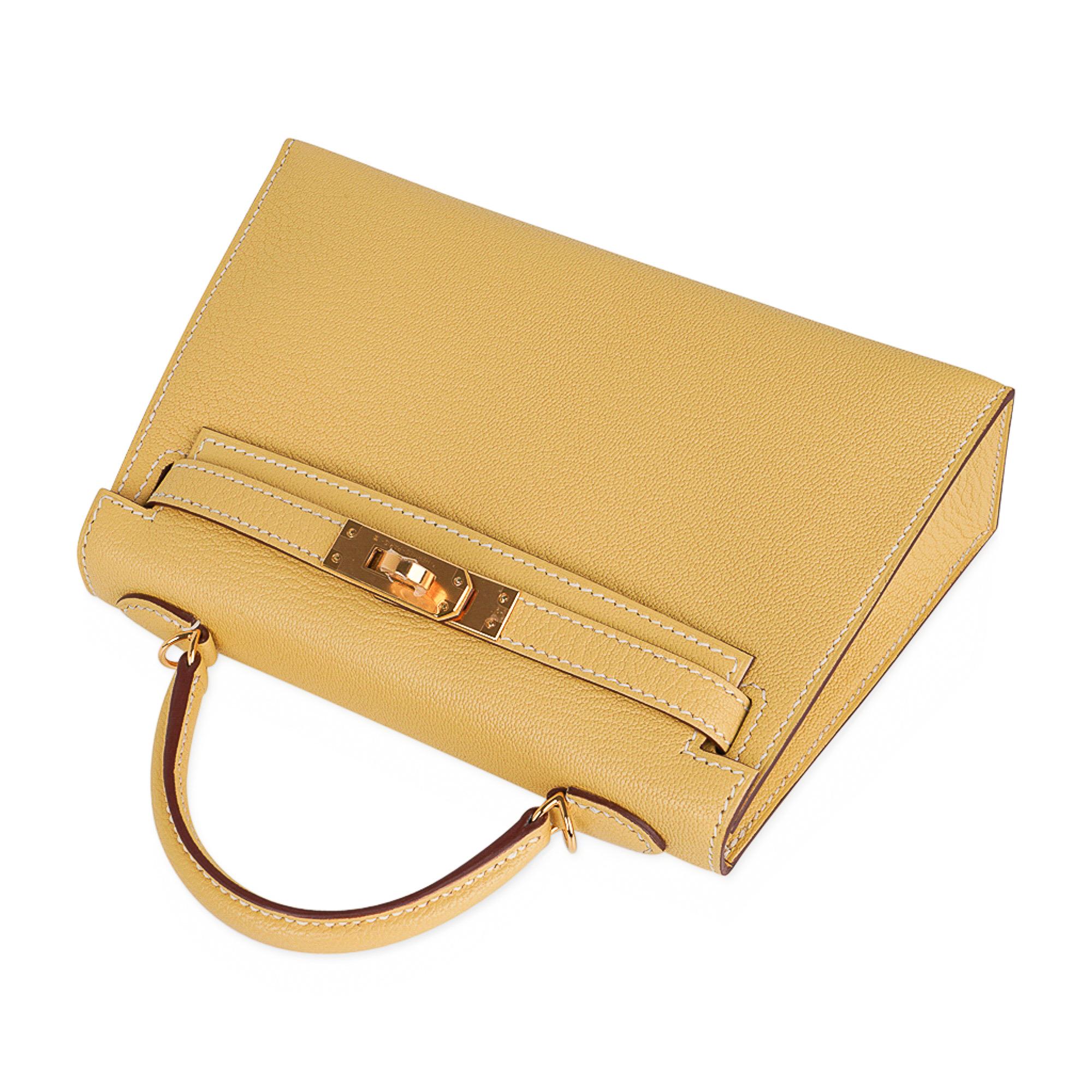 Hermes Kelly Sellier Mini 20 Jaune Foin Bag Chevre Leather Gold Hardware New In New Condition In Miami, FL