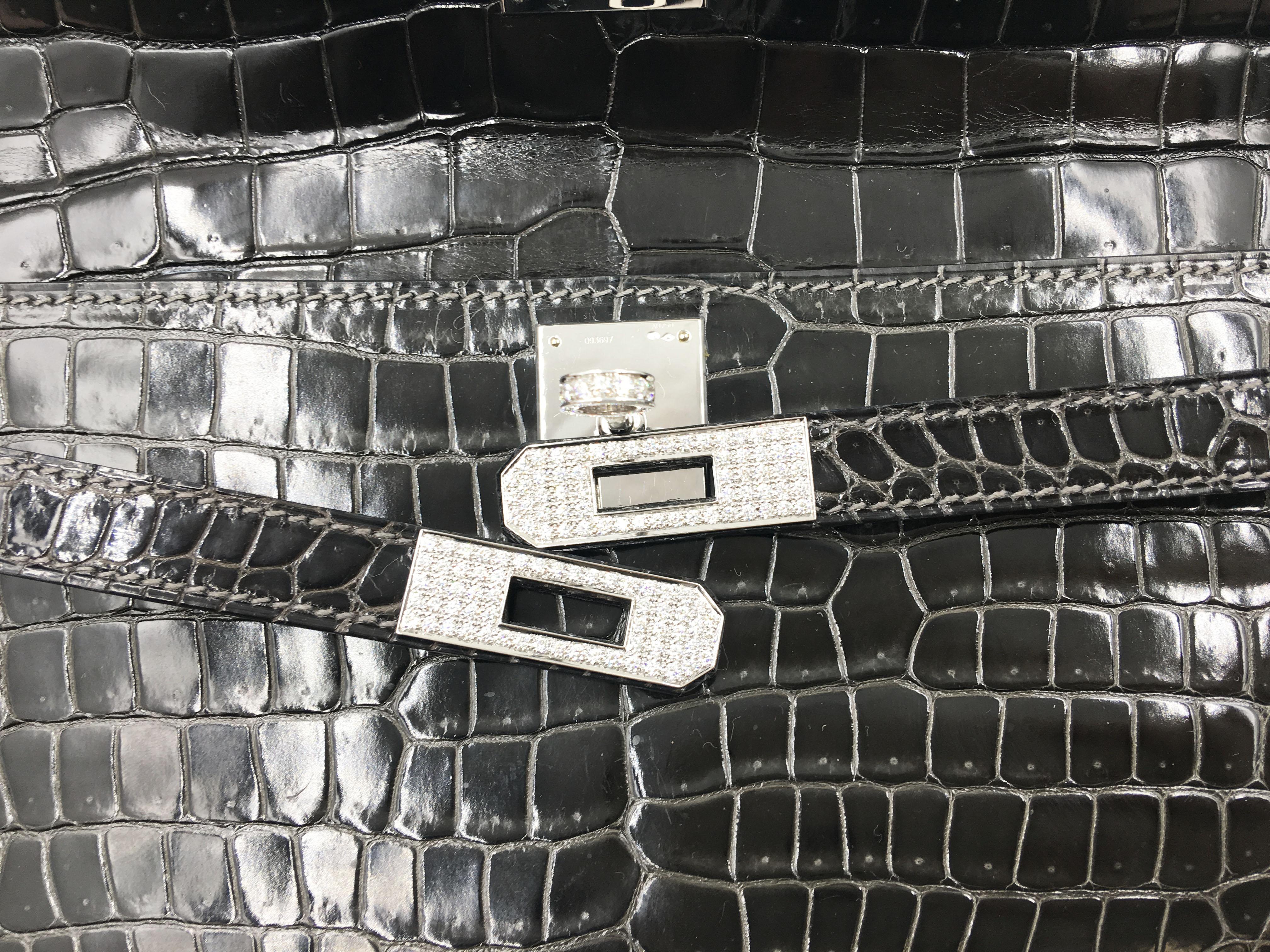 Hermès Kelly Shiny Porosus Crocodile with Diamonds Black Clutch In Excellent Condition For Sale In New York, NY