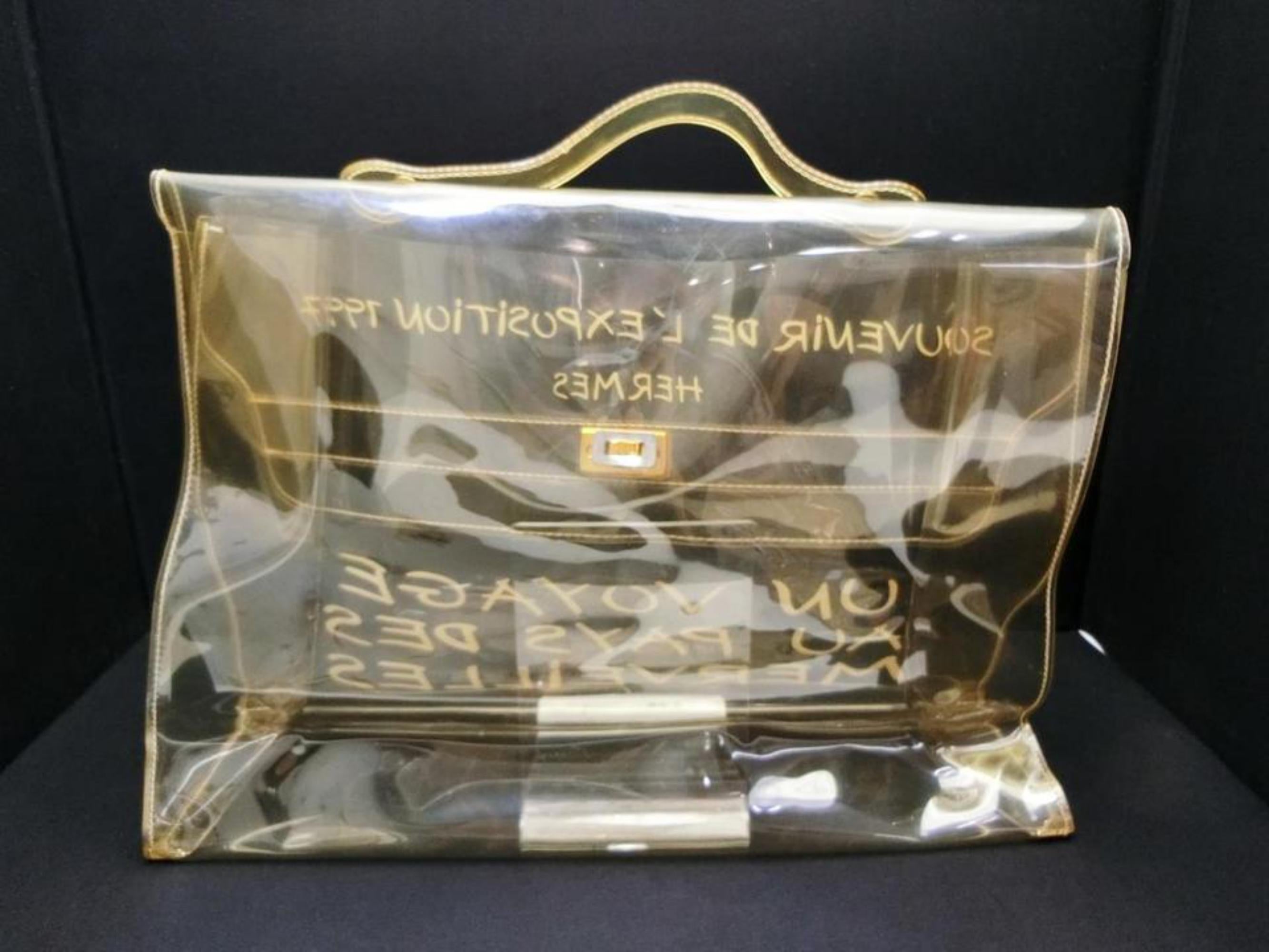 Hermès Kelly Souvenir De L'exposition 1997 230075 Clear X White Vinyl Satchel For Sale 4