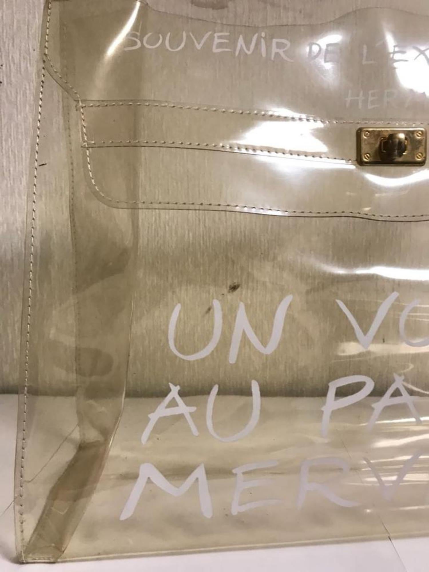 Hermès Kelly Souvenir De L'exposition Transparent 230179 White Vinyl Satchel For Sale 6