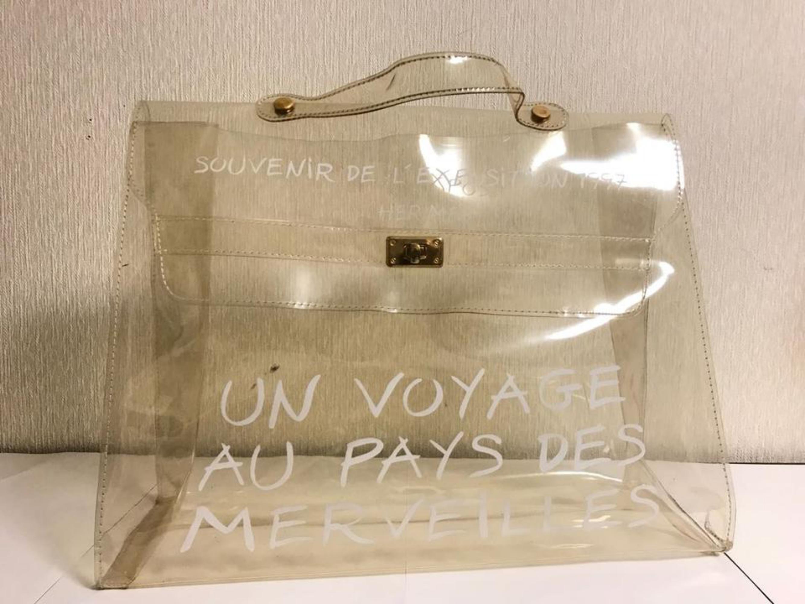 Hermès Kelly Souvenir De L'exposition Transparent 230179 White Vinyl Satchel In Fair Condition For Sale In Forest Hills, NY