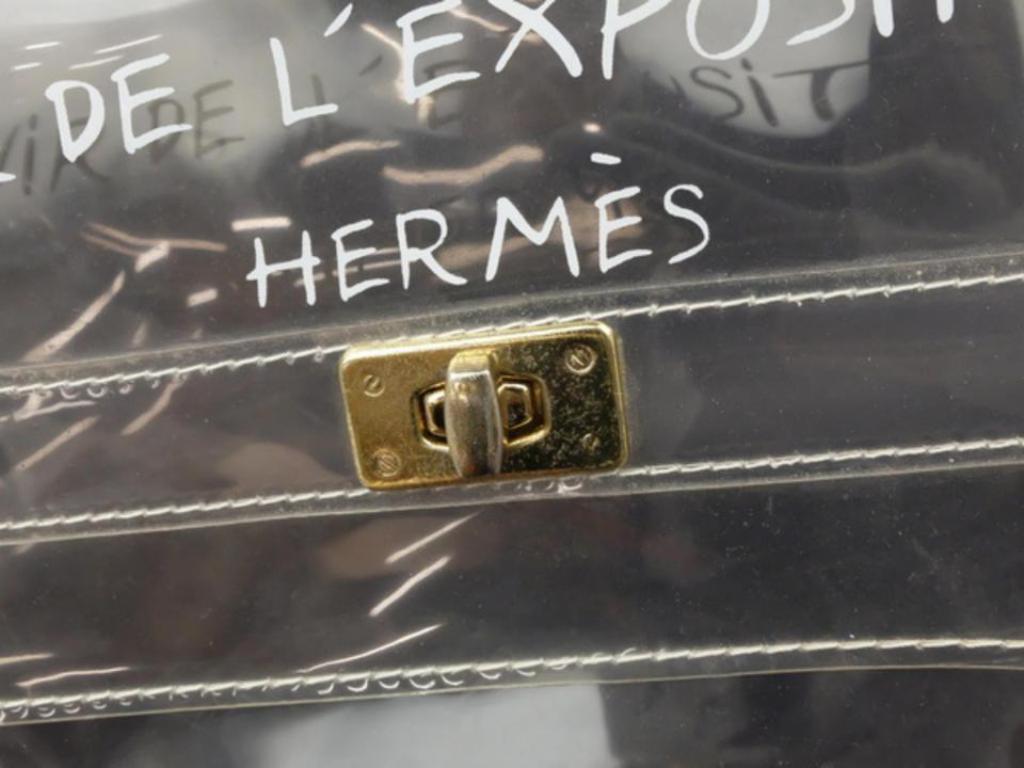 Hermès Kelly Souvenir Limited Edition L'exposition Translucent 231323 Clear X Wh For Sale 6