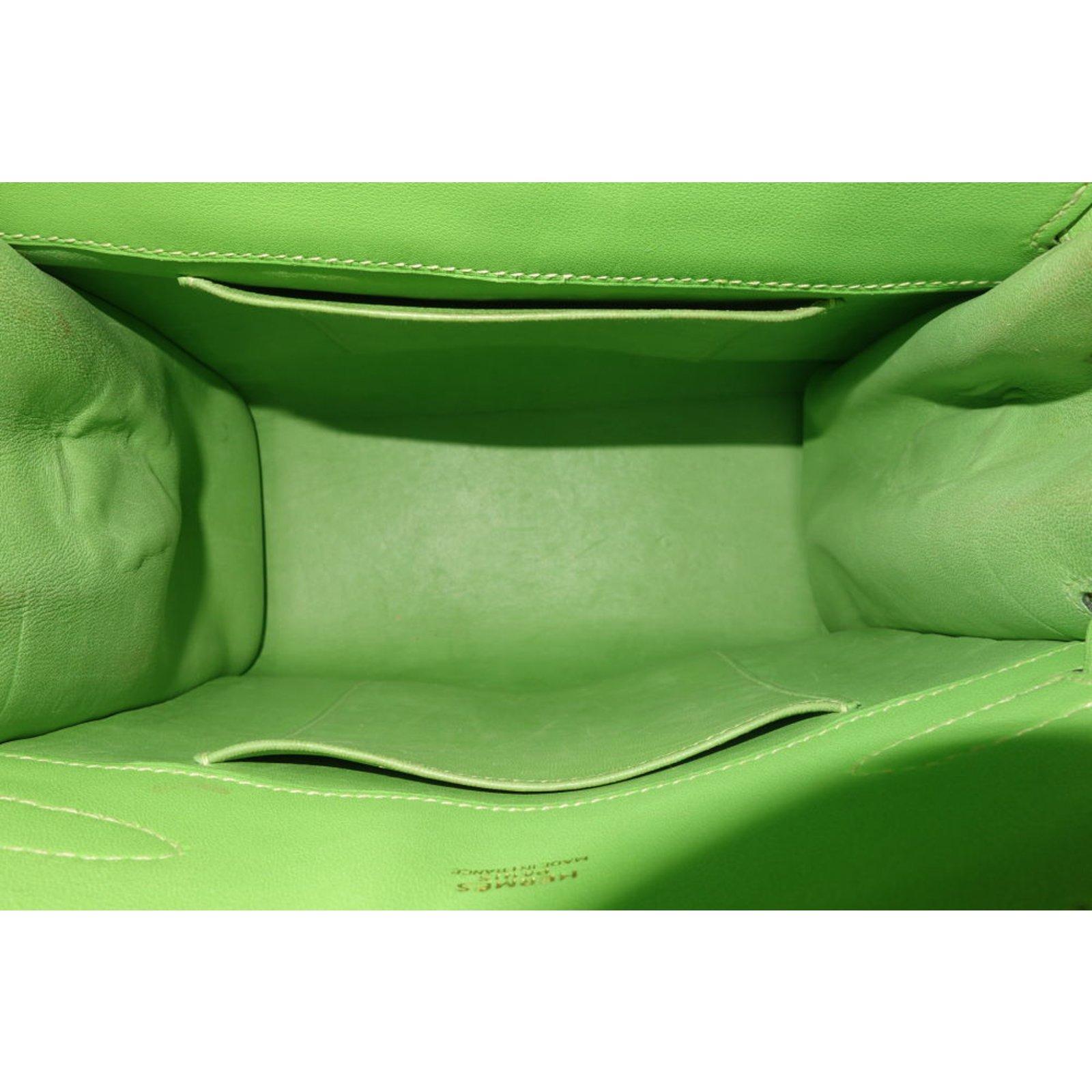 Hermes Kelly Sport MM Bright Lime Green Leather Gold Hardware Shoulder Bag In Good Condition In Chicago, IL