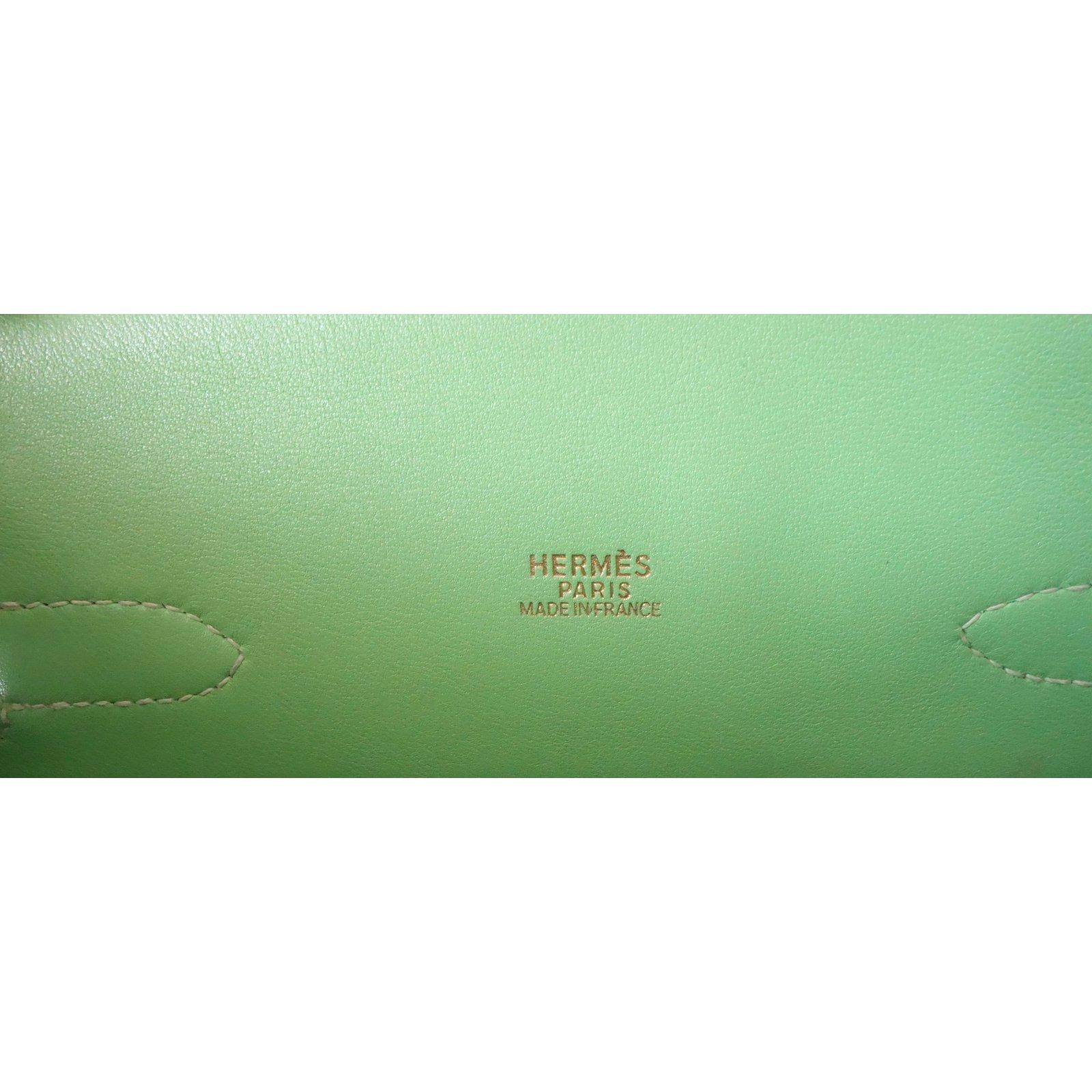 Women's Hermes Kelly Sport MM Bright Lime Green Leather Gold Hardware Shoulder Bag For Sale