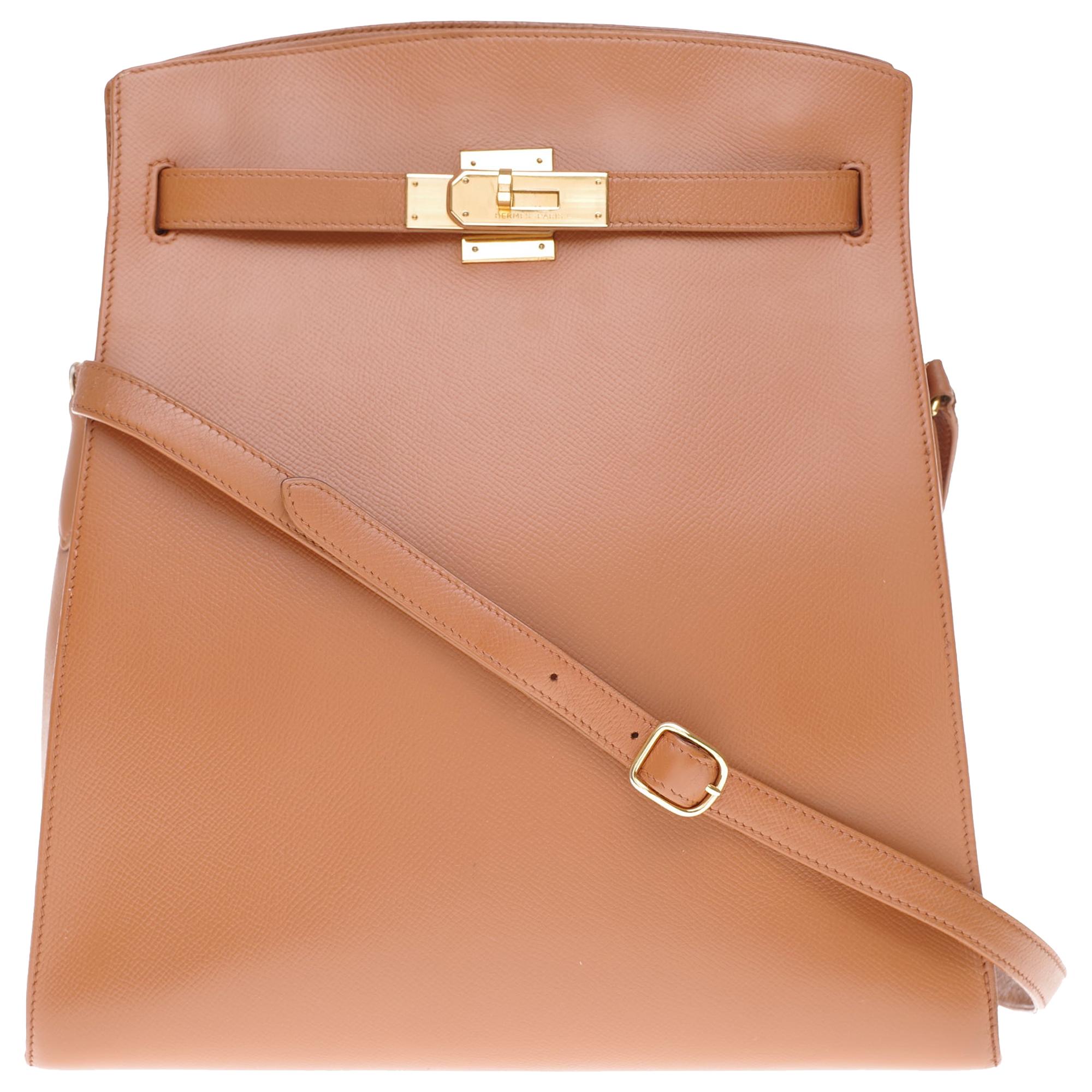 Hermès Kelly sport shoulder bag in courchevel gold leather with gold hardware