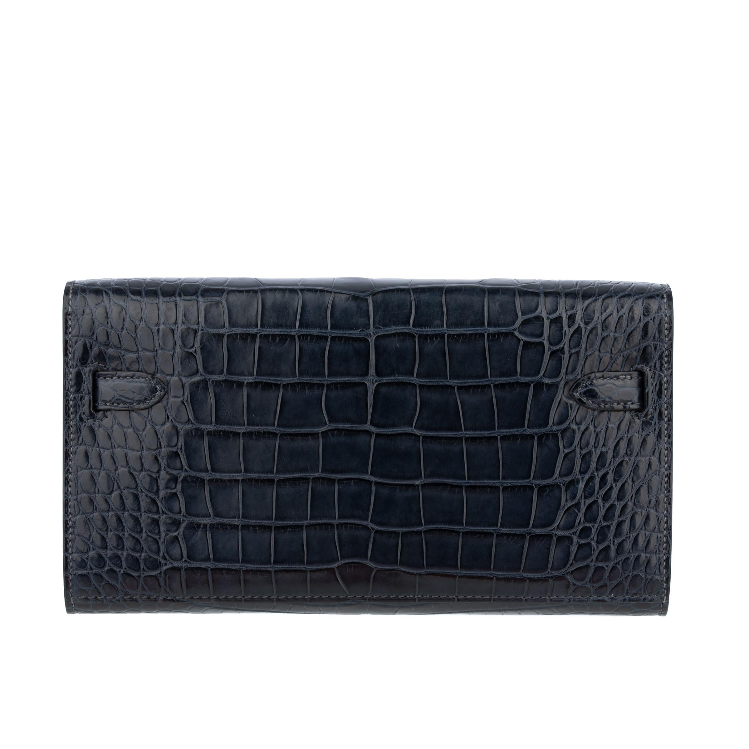 Women's or Men's Hermès Kelly-To-Go Wallet  Blue Indigo Matte Alligator Palladium Hardware