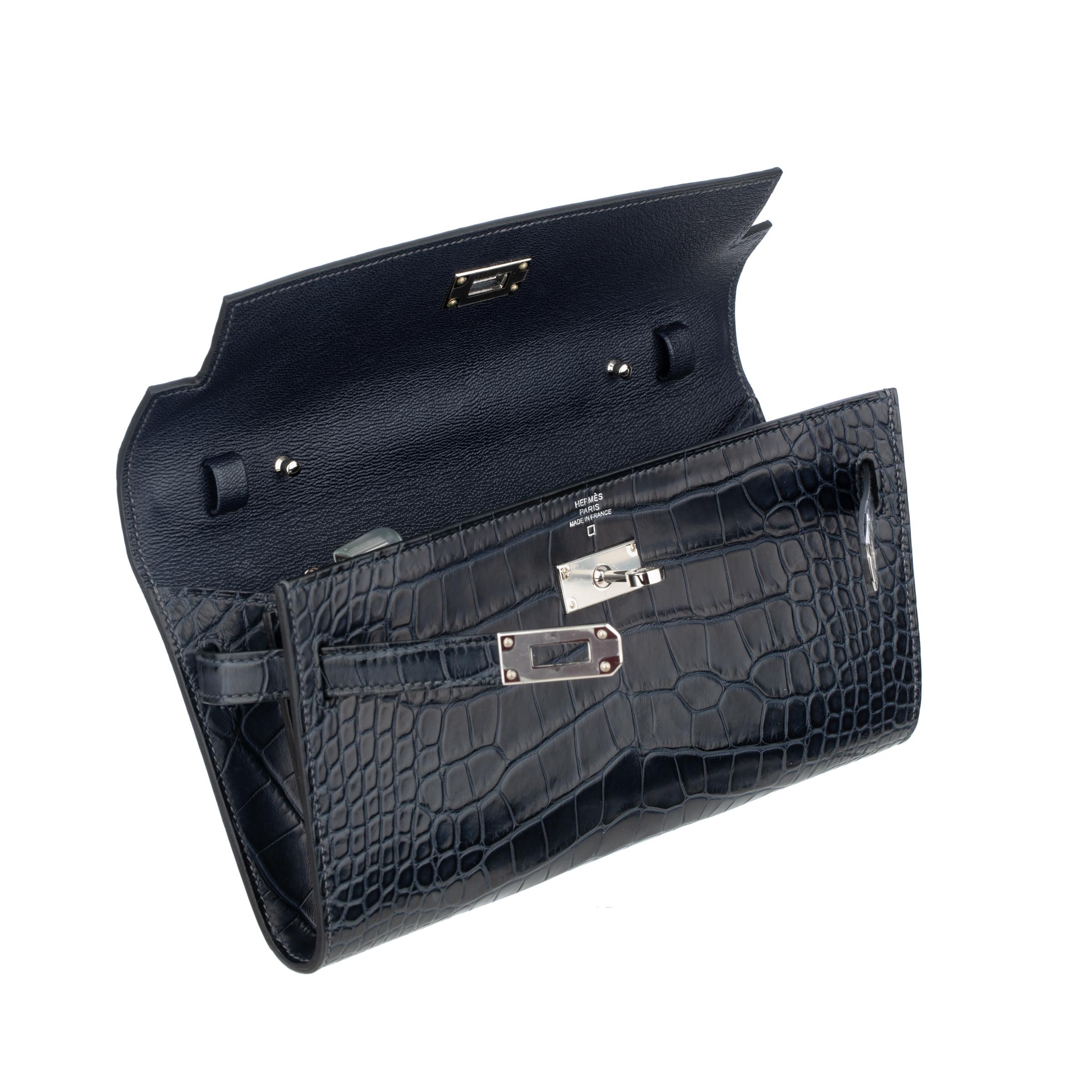 Hermès Kelly-To-Go Wallet  Blue Indigo Matte Alligator Palladium Hardware 2