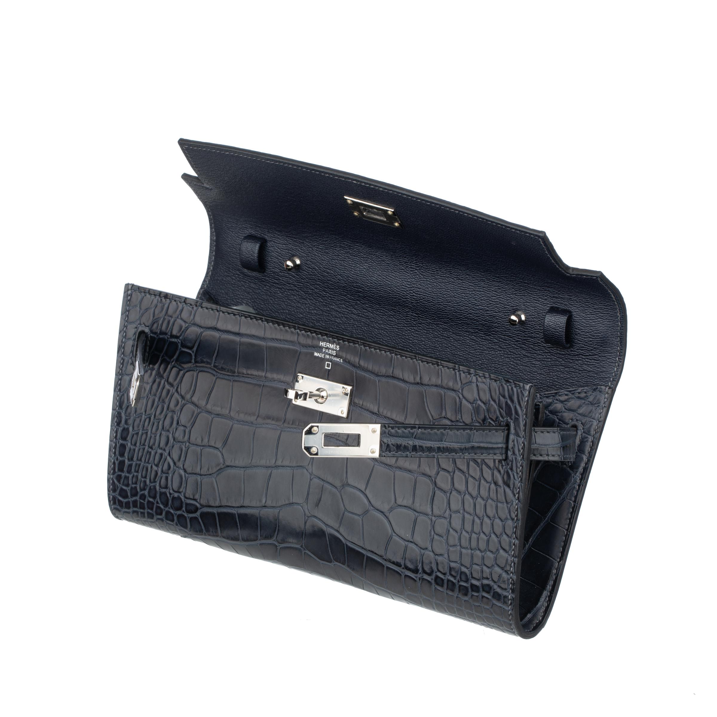 Hermès Kelly-To-Go Wallet  Blue Indigo Matte Alligator Palladium Hardware 4