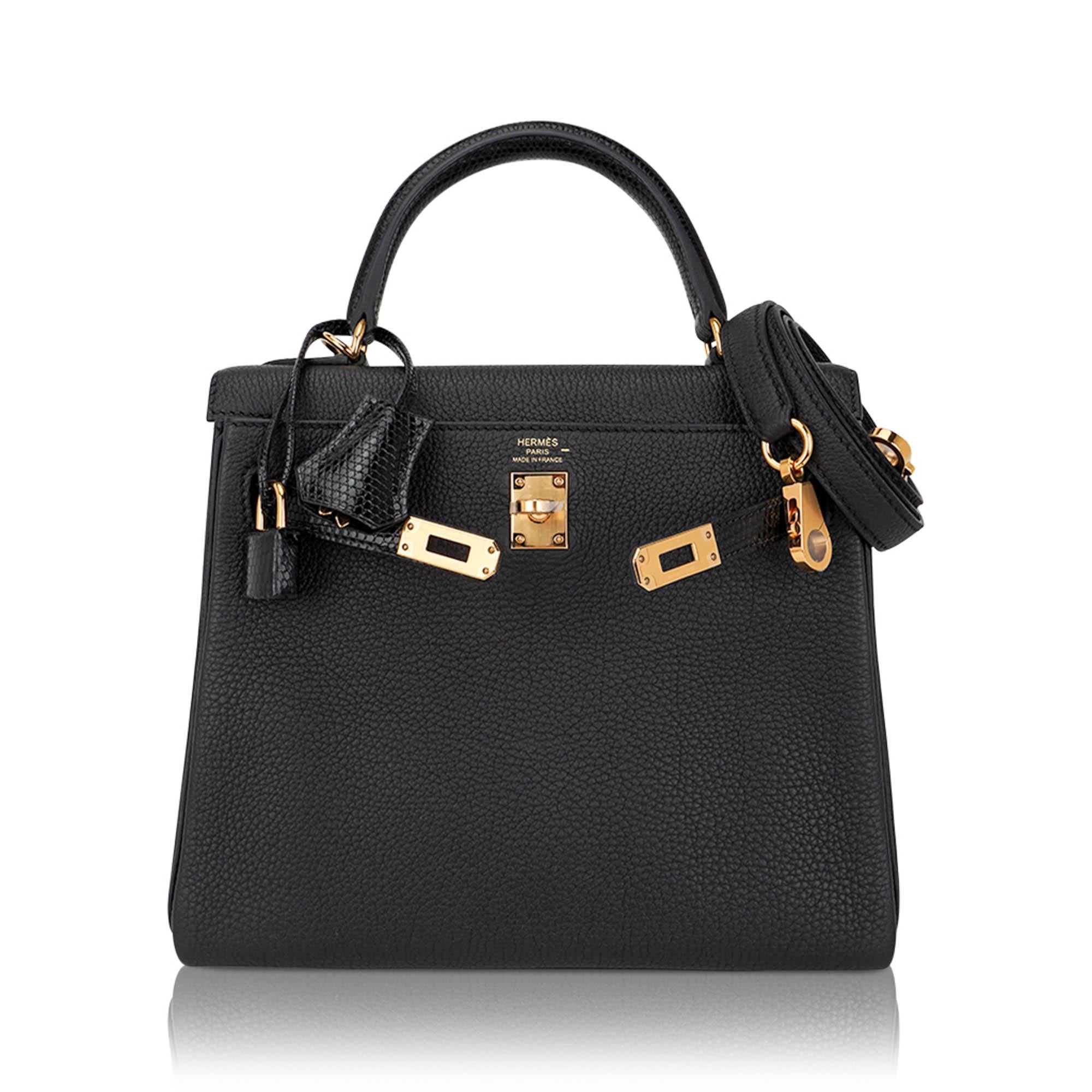 Hermes Kelly Touch 25 Retourne Tasche Schwarz Eidechse Togo Leder Gold Hardware im Zustand „Neu“ im Angebot in Miami, FL