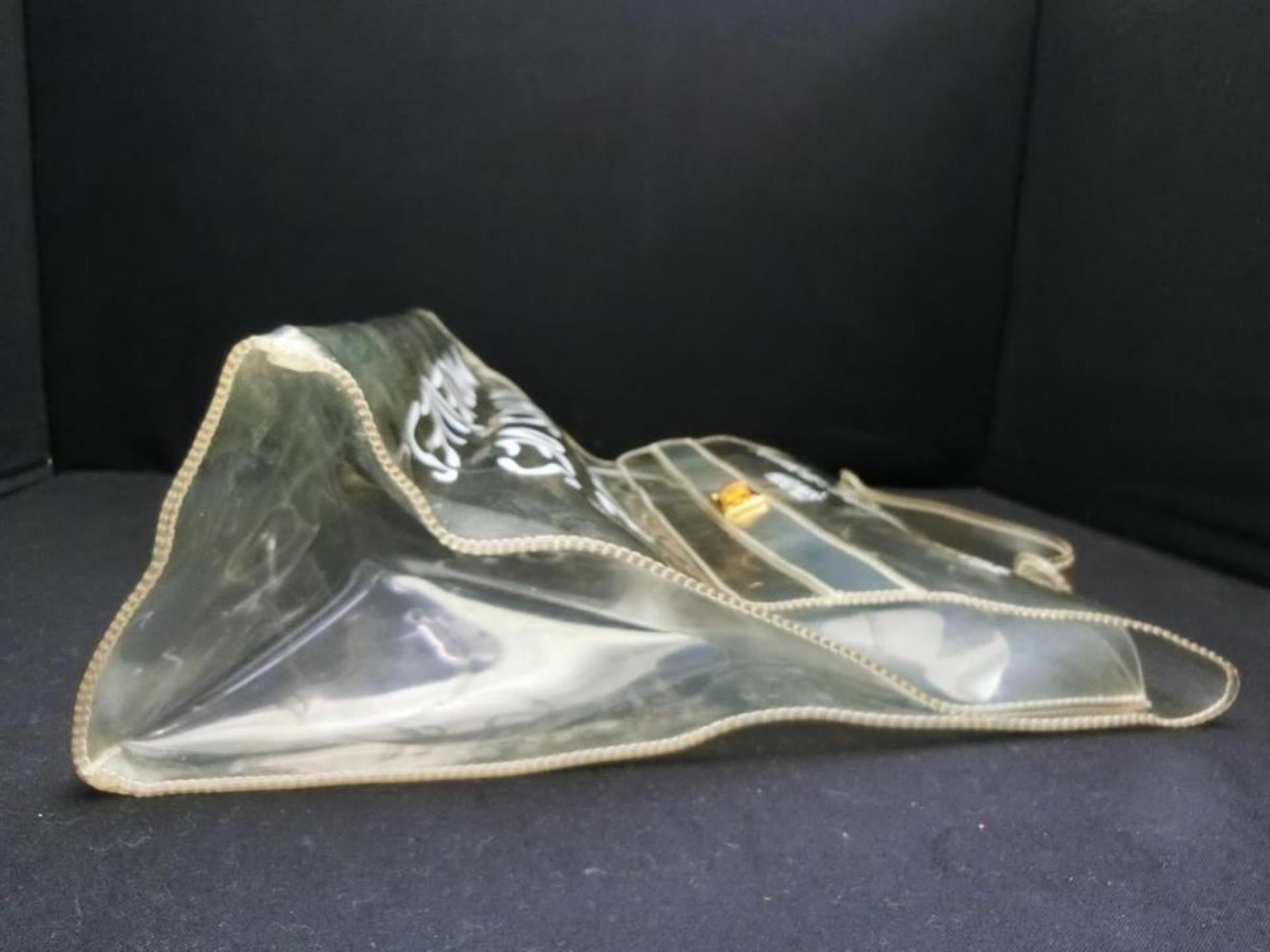 Hermès Kelly Translucent 1997 Souvenir L'exposition Clear 230089 White Vinyl Sat For Sale 5