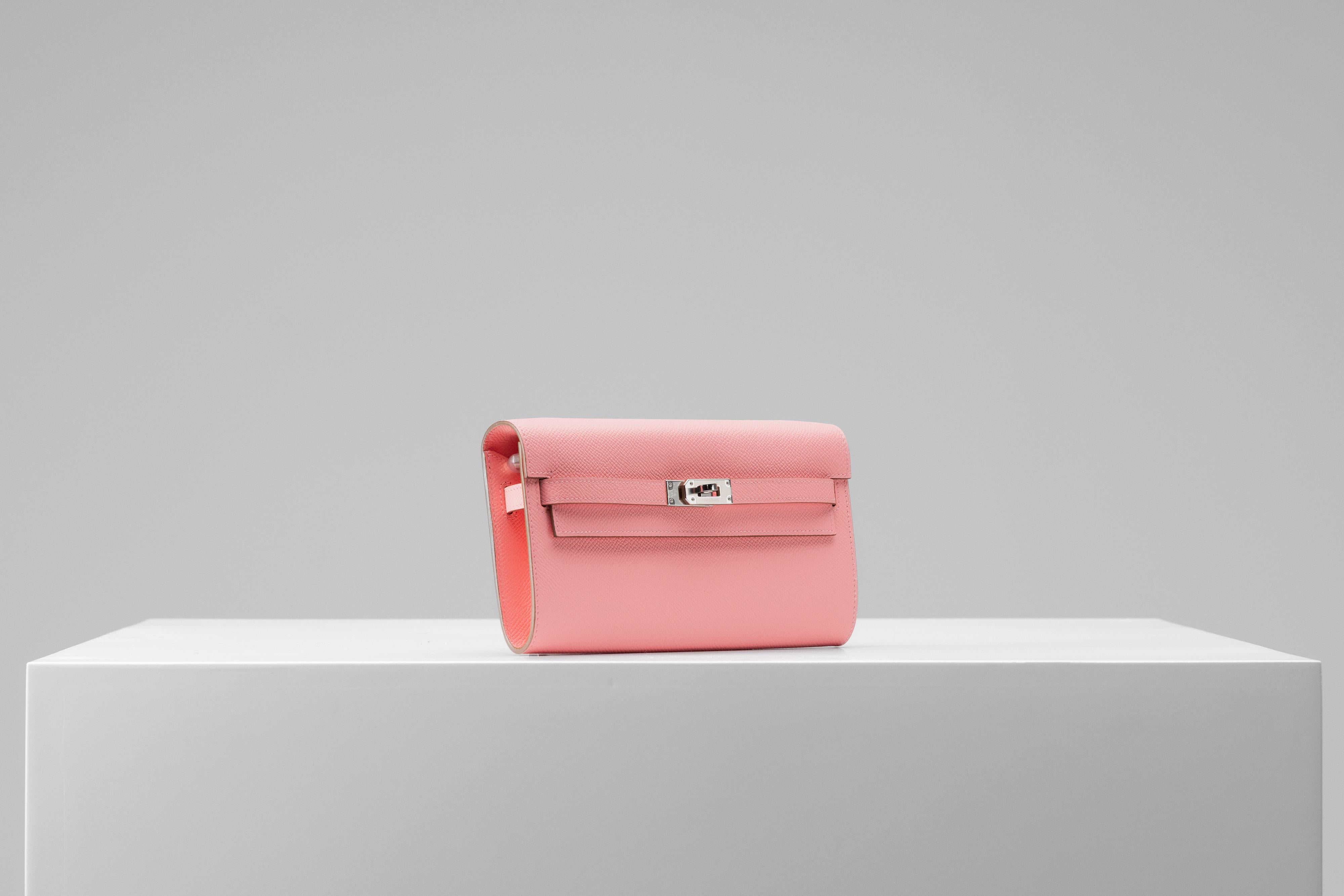 Hermes Kelly Brieftasche To Go Epsom Rose Konfetti NEU im Zustand „Neu“ im Angebot in Roosendaal, NL