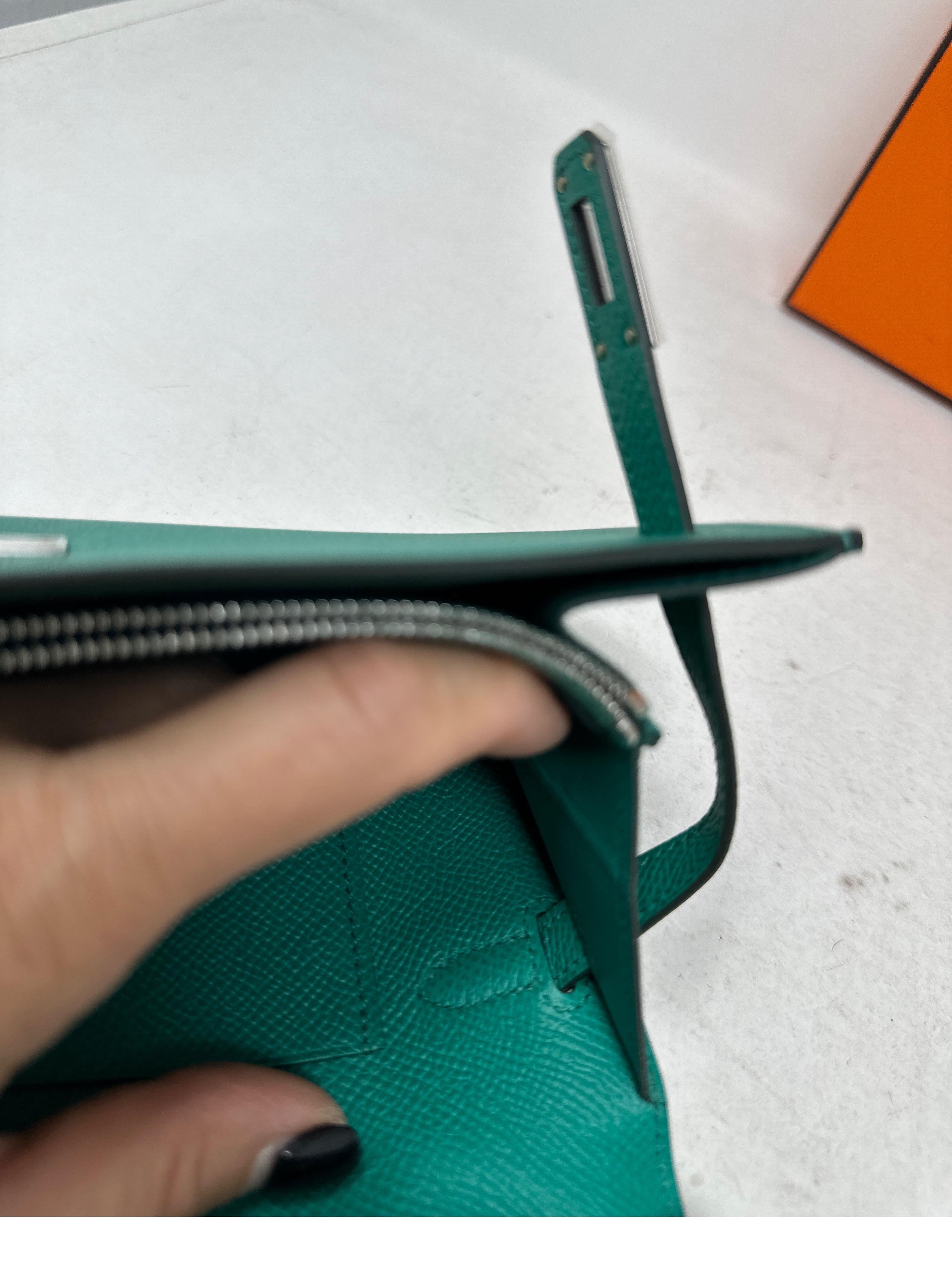Hermes Kelly Wallet To Go Vert Crossbody Bag  8