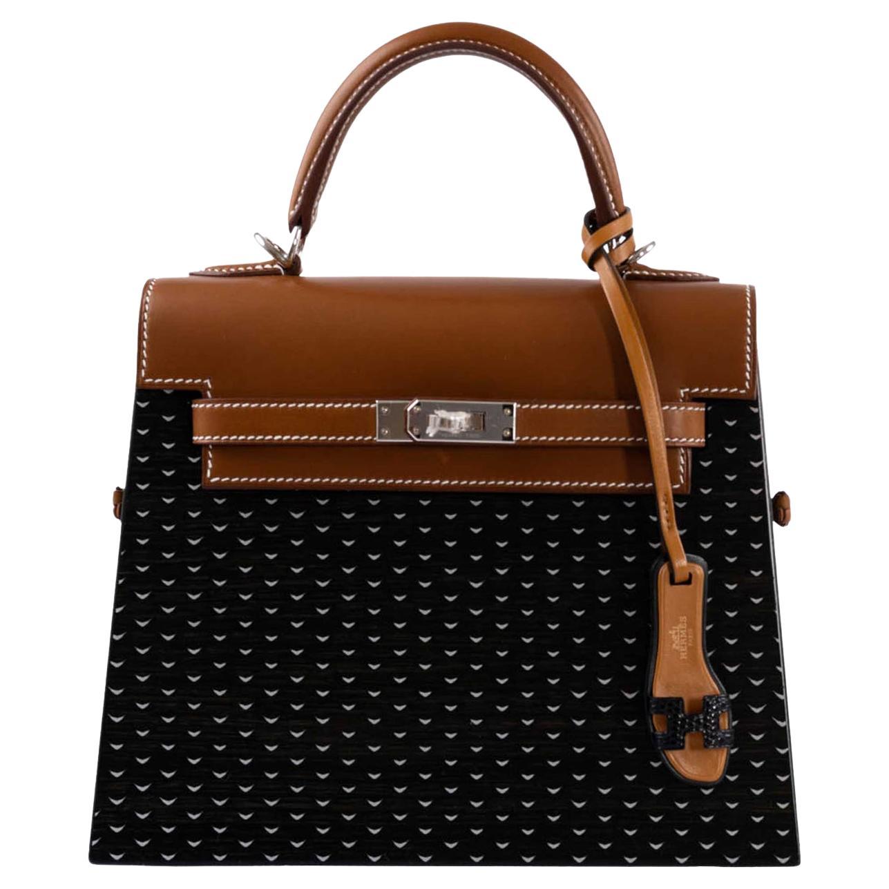 Hermès Kelly Wood 22 Bog Oak, Aluminum & Barenia with Palladium Hardware 2021, Z