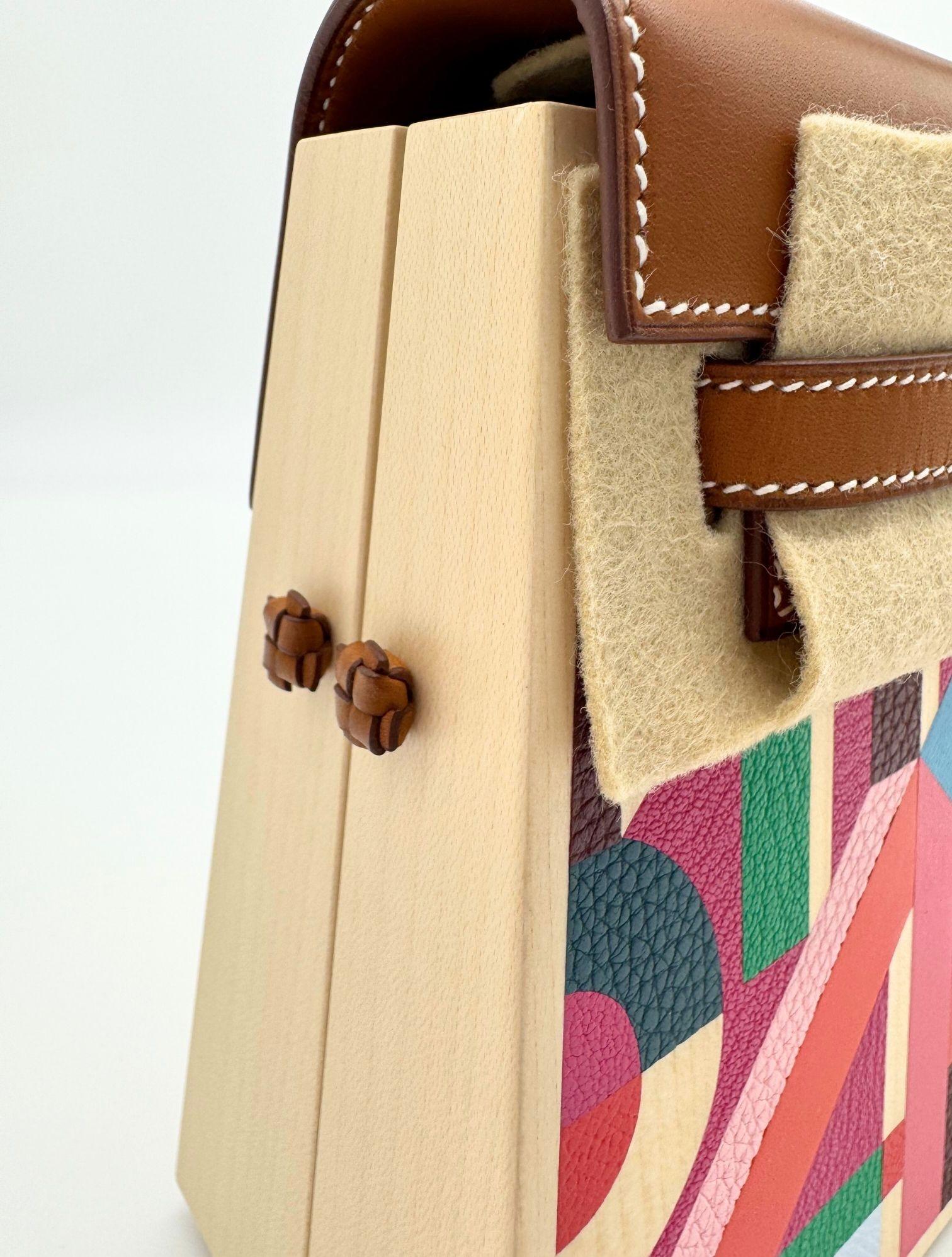 Hermes Kelly Wood Perspective 22 Cavaliere Multicolor NEW im Angebot 15