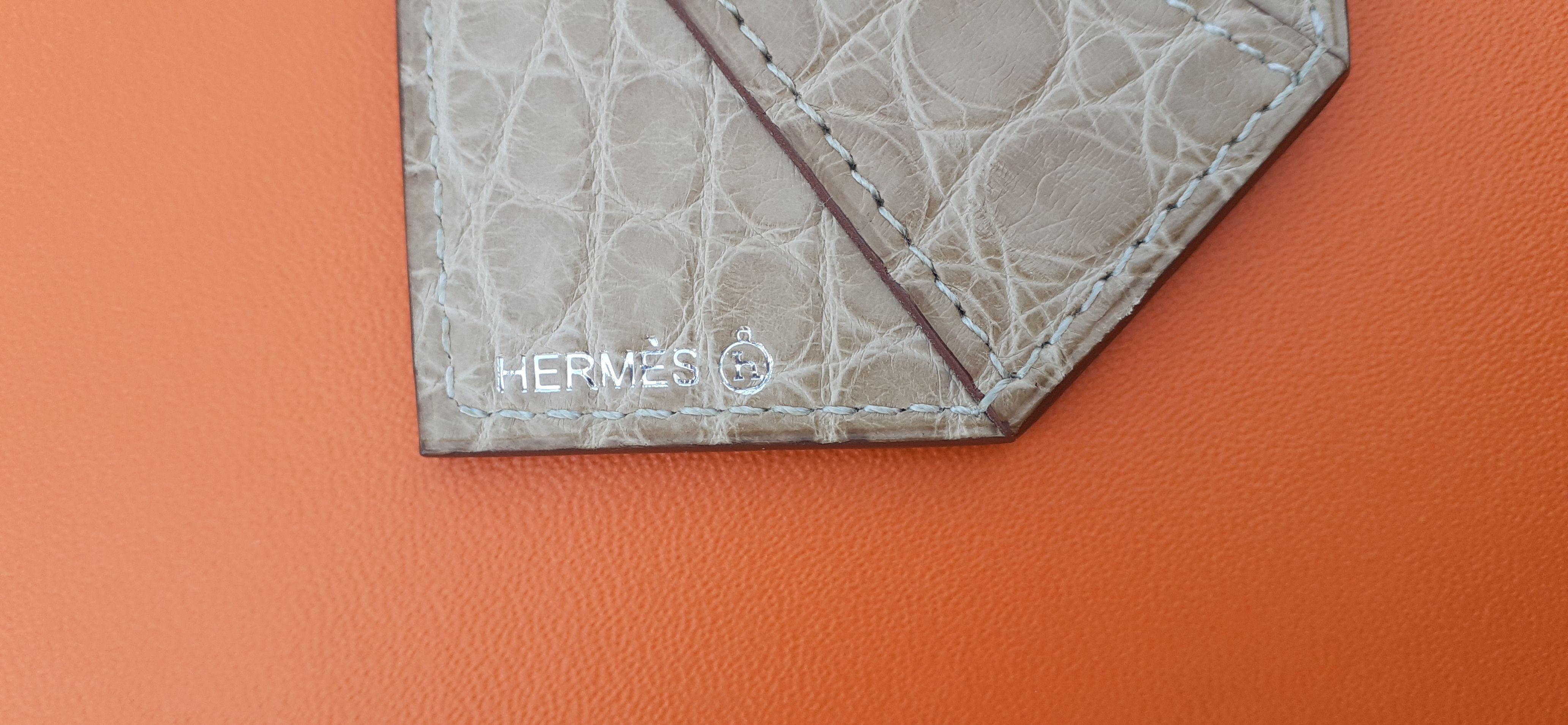 Brown Hermès Keychain Key Holder Alligator For Sale