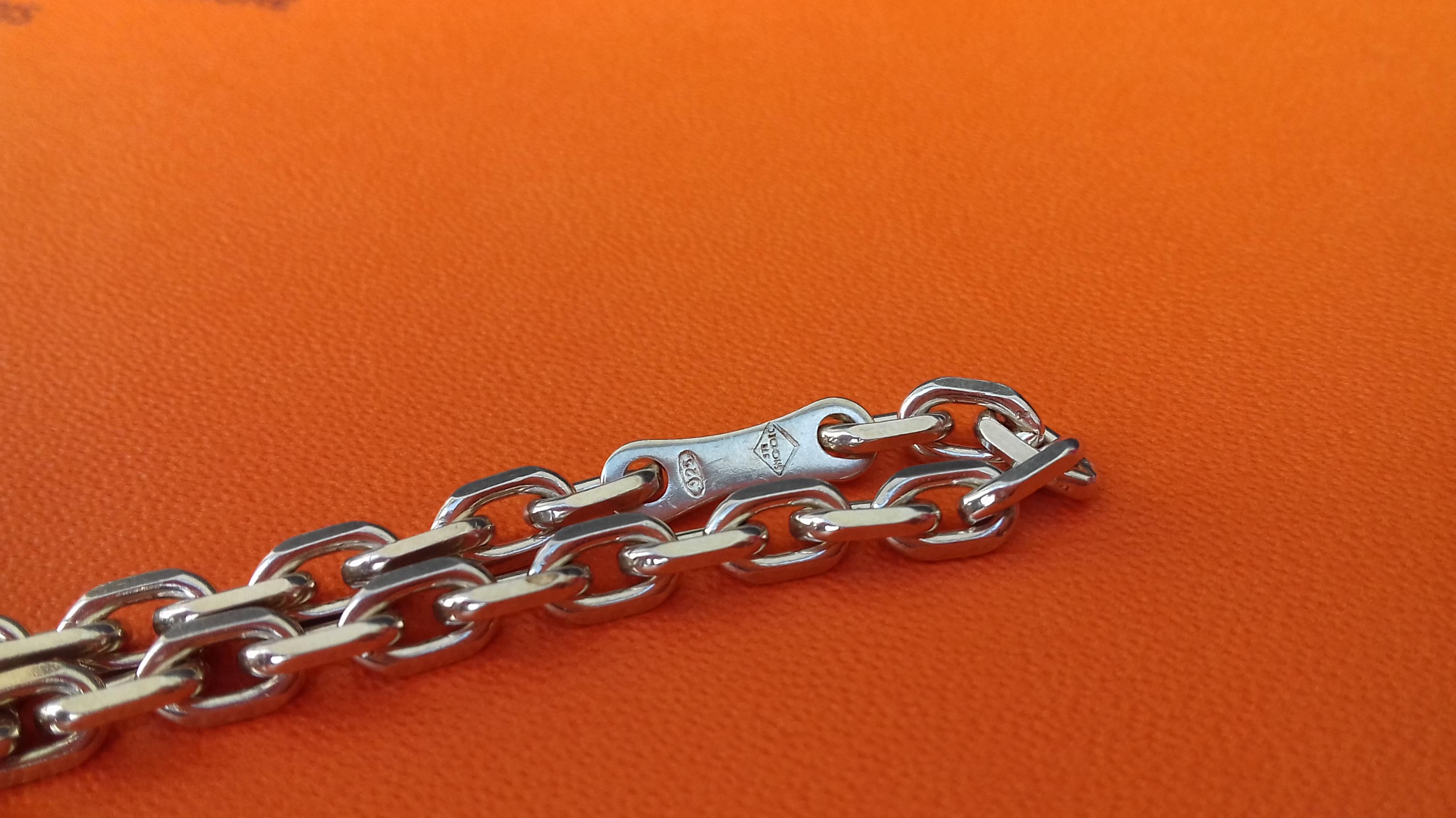 Hermès Keychain Key Holder Ladybug Charm Leather and Silver for Kelly Birkin Bag In Excellent Condition In Corcoué Sur Logne, Loire-Atlantique