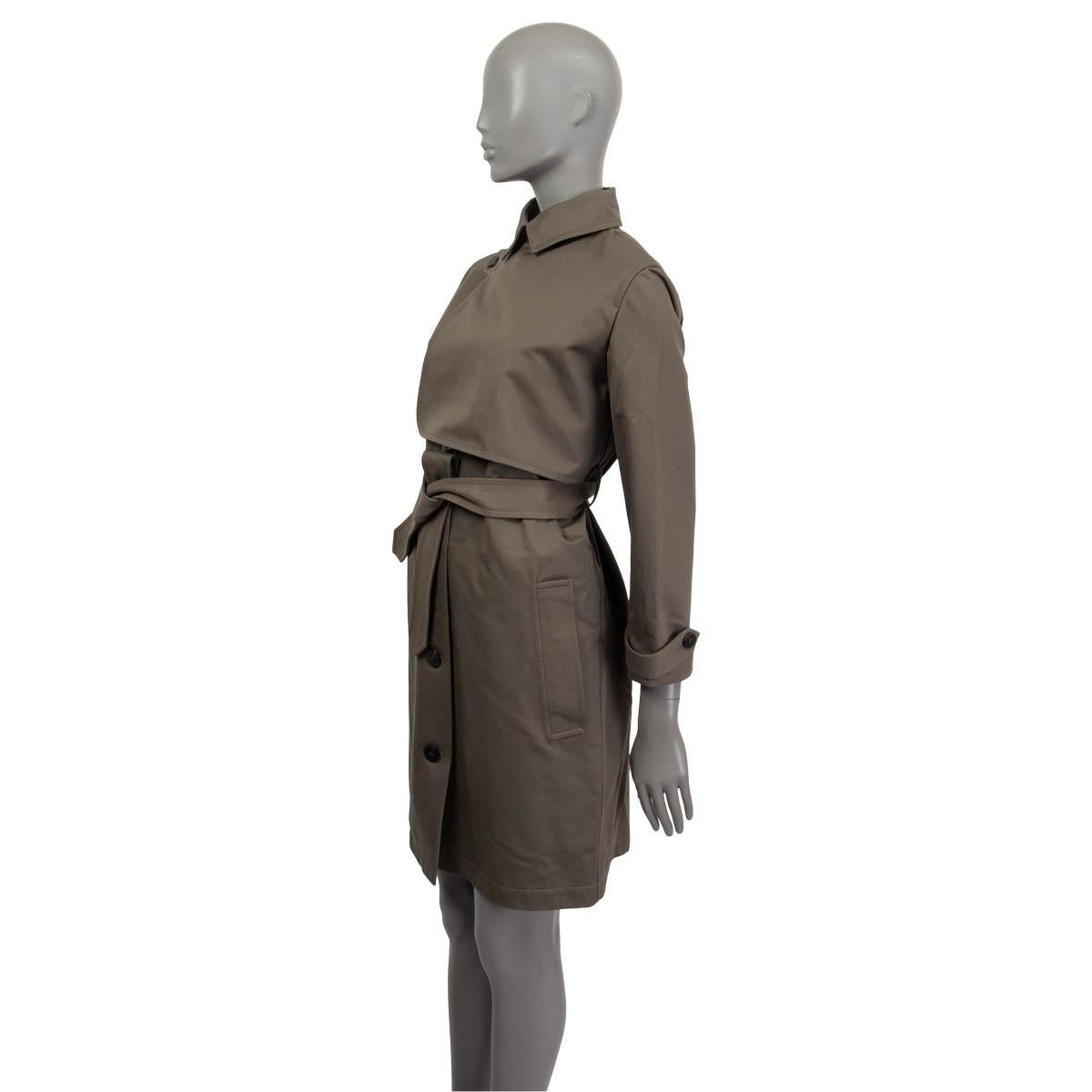 HERMÈS - Manteau imperméable ceinturé en gaberdine de coton kaki gren, 2018, taille 34 XXS Excellent état à Zürich, CH