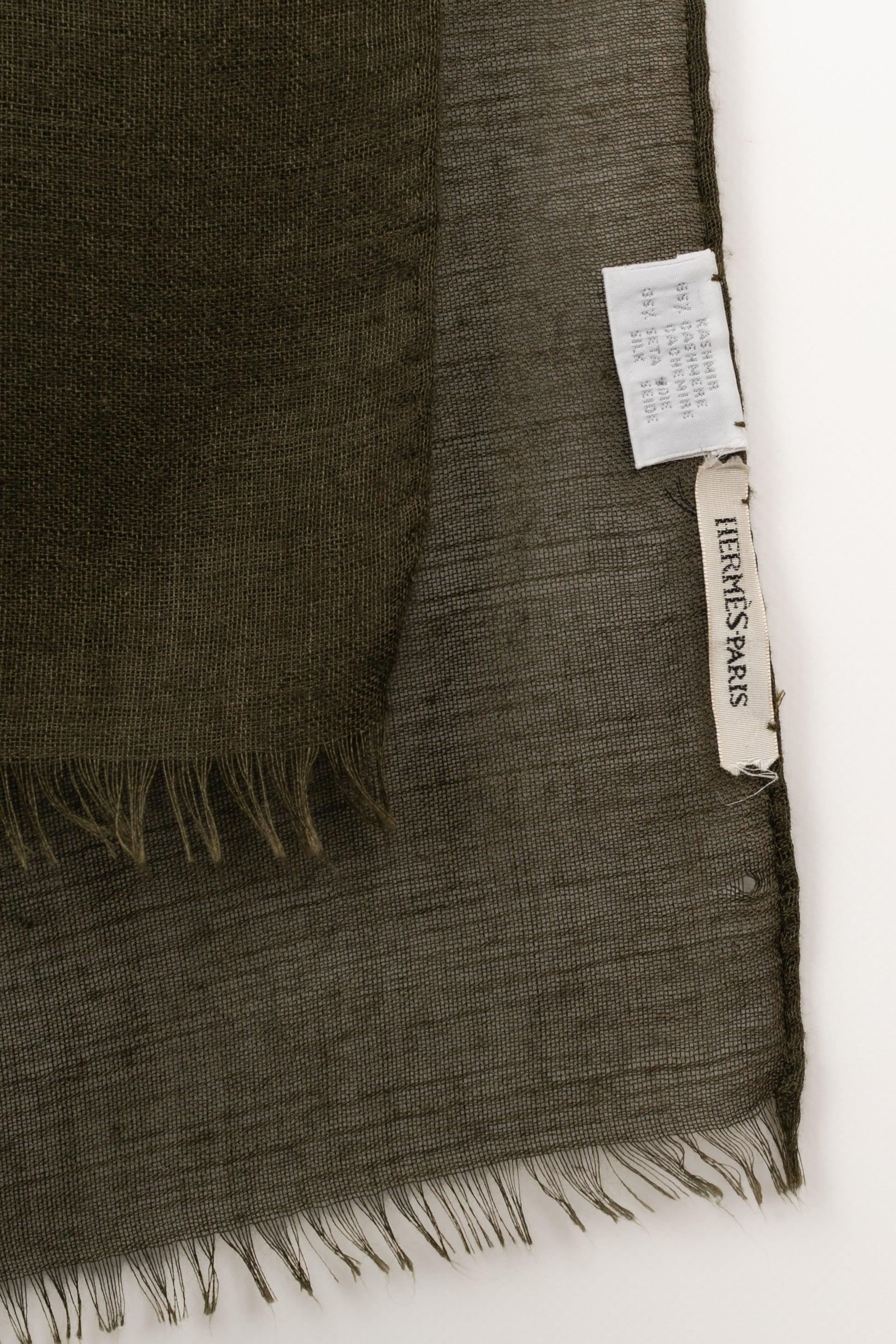 Hermès Khaki Silk and Cashmere Scarf For Sale 1