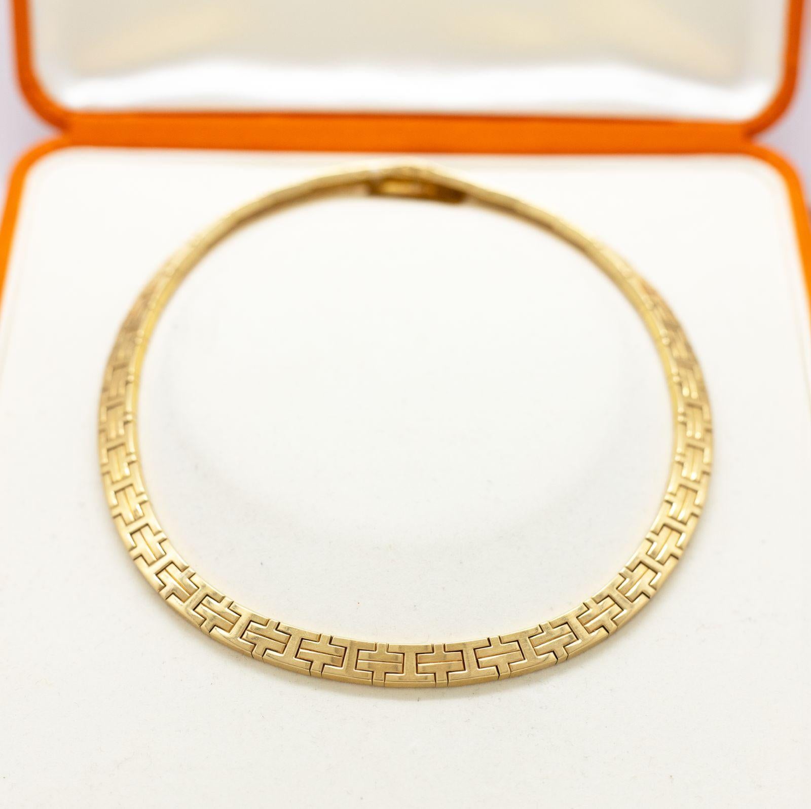 Hermès Kilim 18 Karat Gelbgold Vintage Halsband Halskette Damen im Angebot