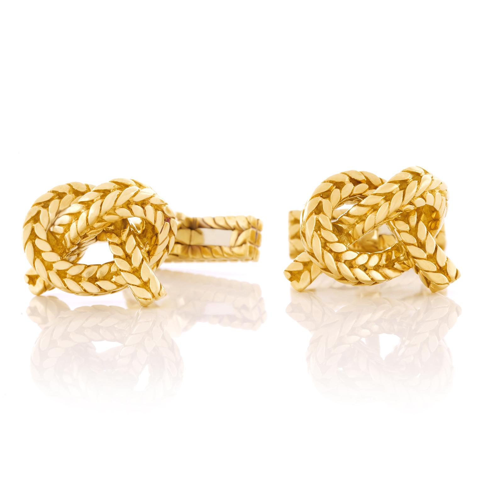 Hermes Knot Motif Gold Cufflinks In Excellent Condition In Litchfield, CT