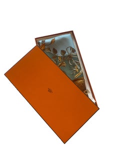 Foulard en soie « La Chasse aux Bois » d'Hermès - Avec son coffret.